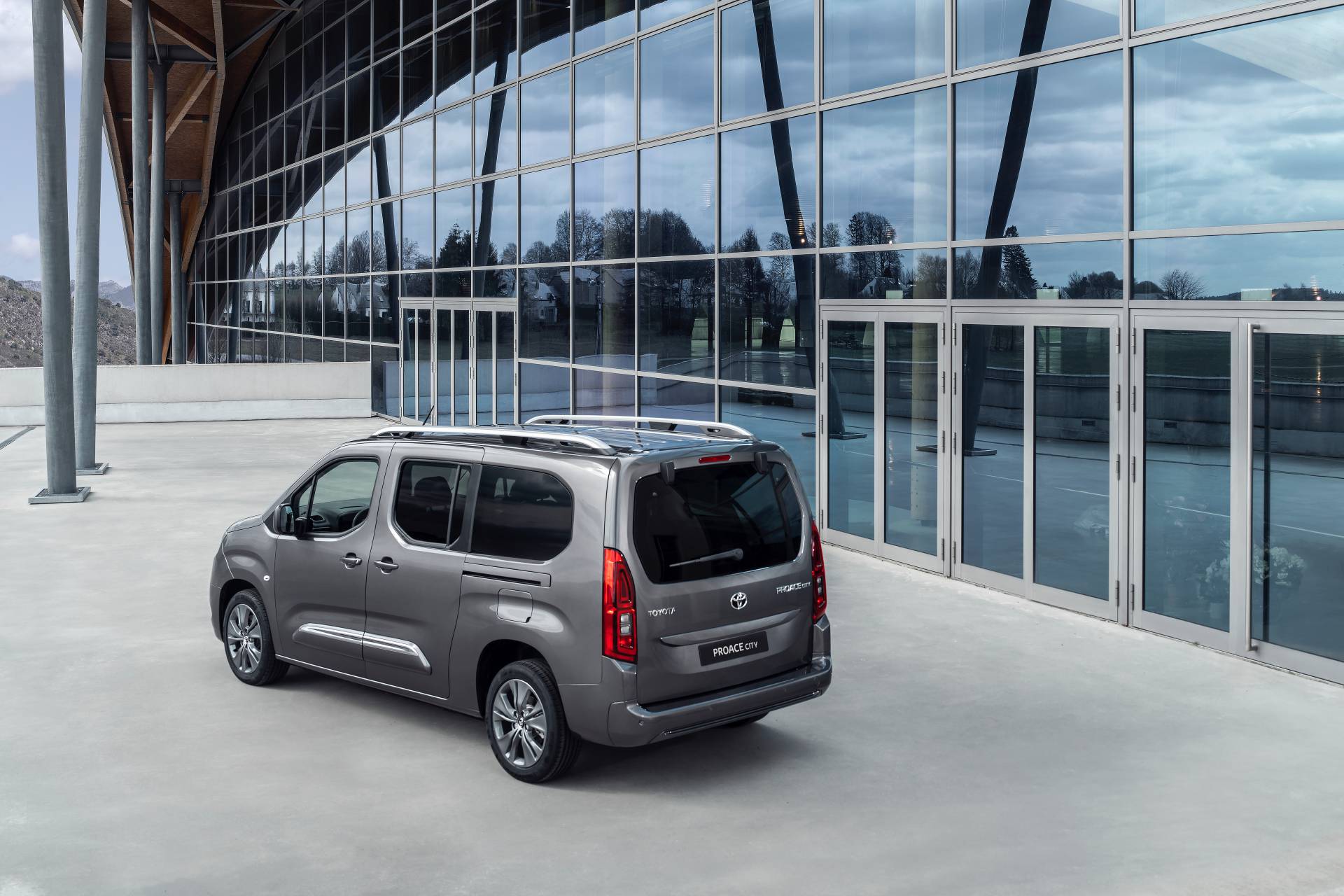 2020 Toyota Proace City Verso 13 2020 Toyota Proace City Is A Rebadged, PSA-Built Compact Van