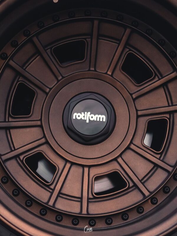 Casil-Motors-Ferrari-328-17 Casil Motors Gives 30 Ferrari 328s A Comprehensive Makeover