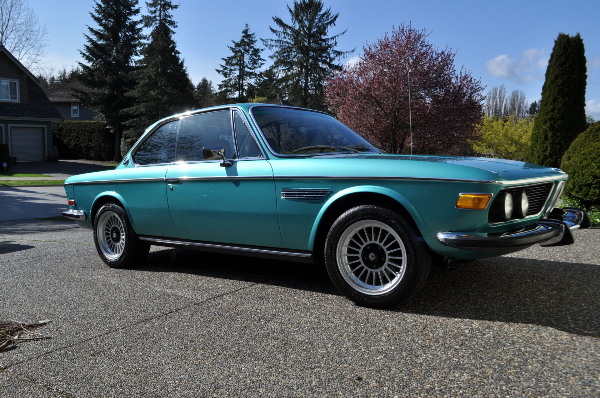 bmw 30cs turkis bat 5 Award-Winning 1973 BMW 3.0CS Is Pure Eye Candy, But Watch Out For Your Wallet