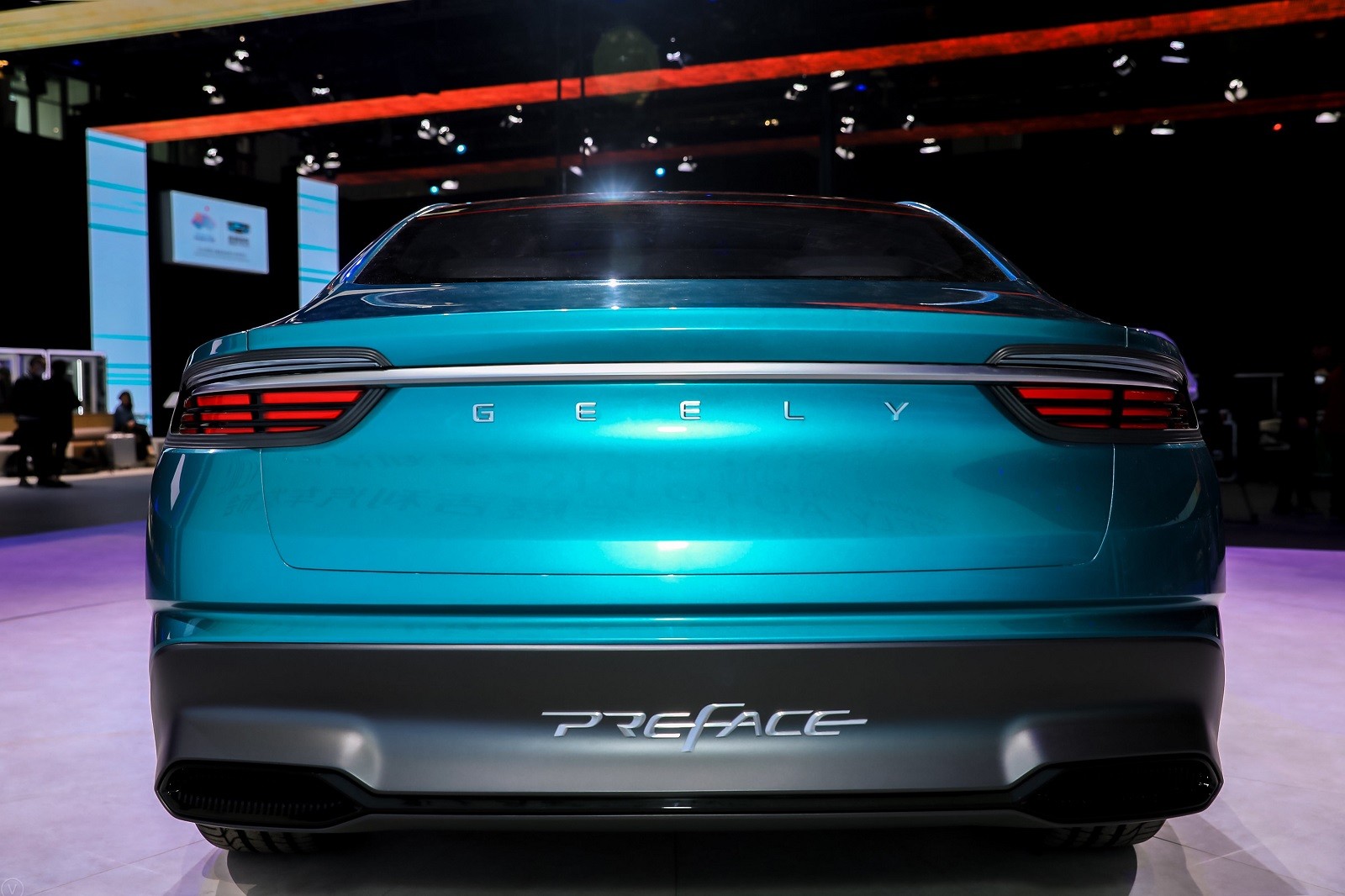 Geely Preface Concept-10 Geely Preface Concept Dresses Volvo Platform In A Stylish Suit