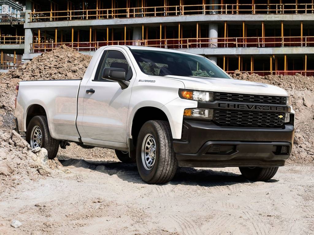 2019 Chevrolet Silverado Middle East 5 Middle East-Bound 2019 Silverado RST And Trail Boss Come As Regular Cabs