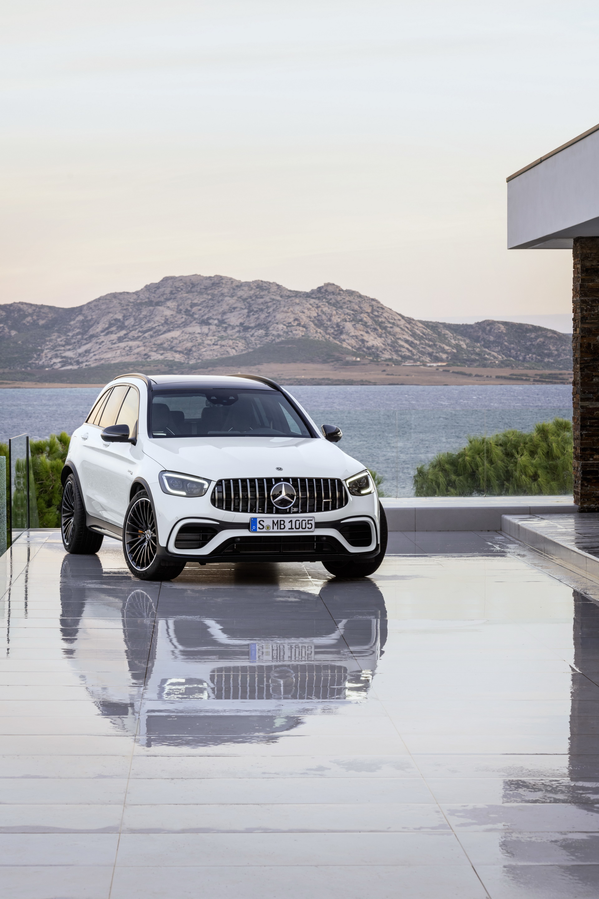 2020 Mercedes-AMG GLC 63 Coupe22 Facelifted 2020 Mercedes-AMG GLC 63 & GLC 63 Coupe Promise Sharper Handling