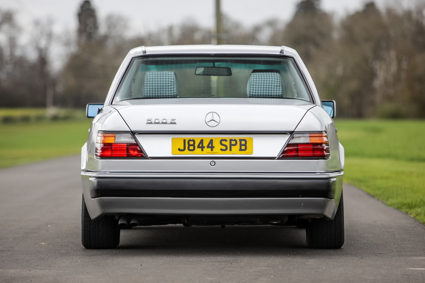 Mercedes-500E-Atkinson-04 Rowan Atkinson Apparently Has One More Mercedes 500E To Sell