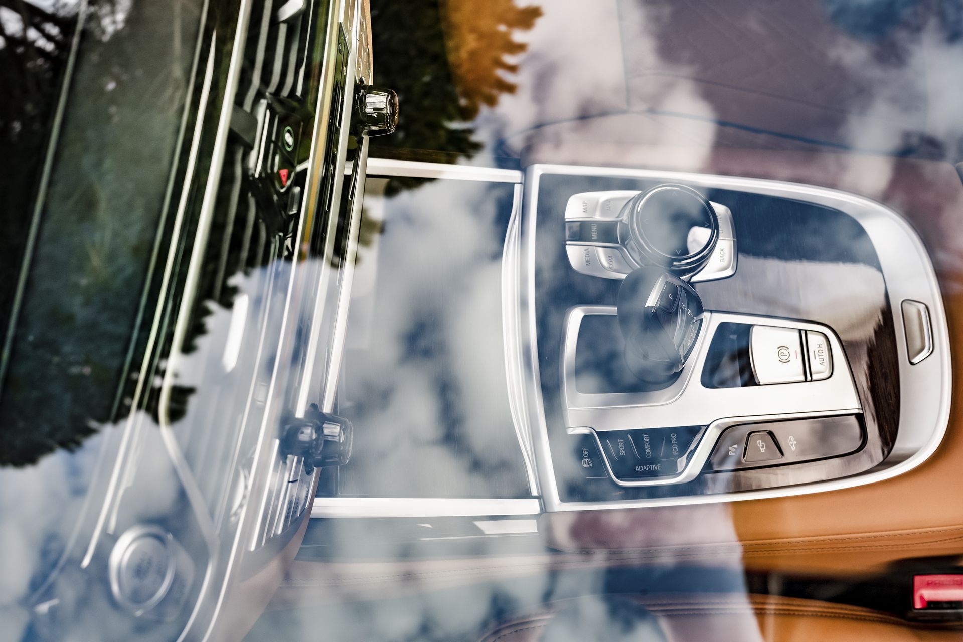 BMW-7-Series-159 BMW Throws 171 Images Of The 7-Series Hoping We’ll Get Used To Its New Face