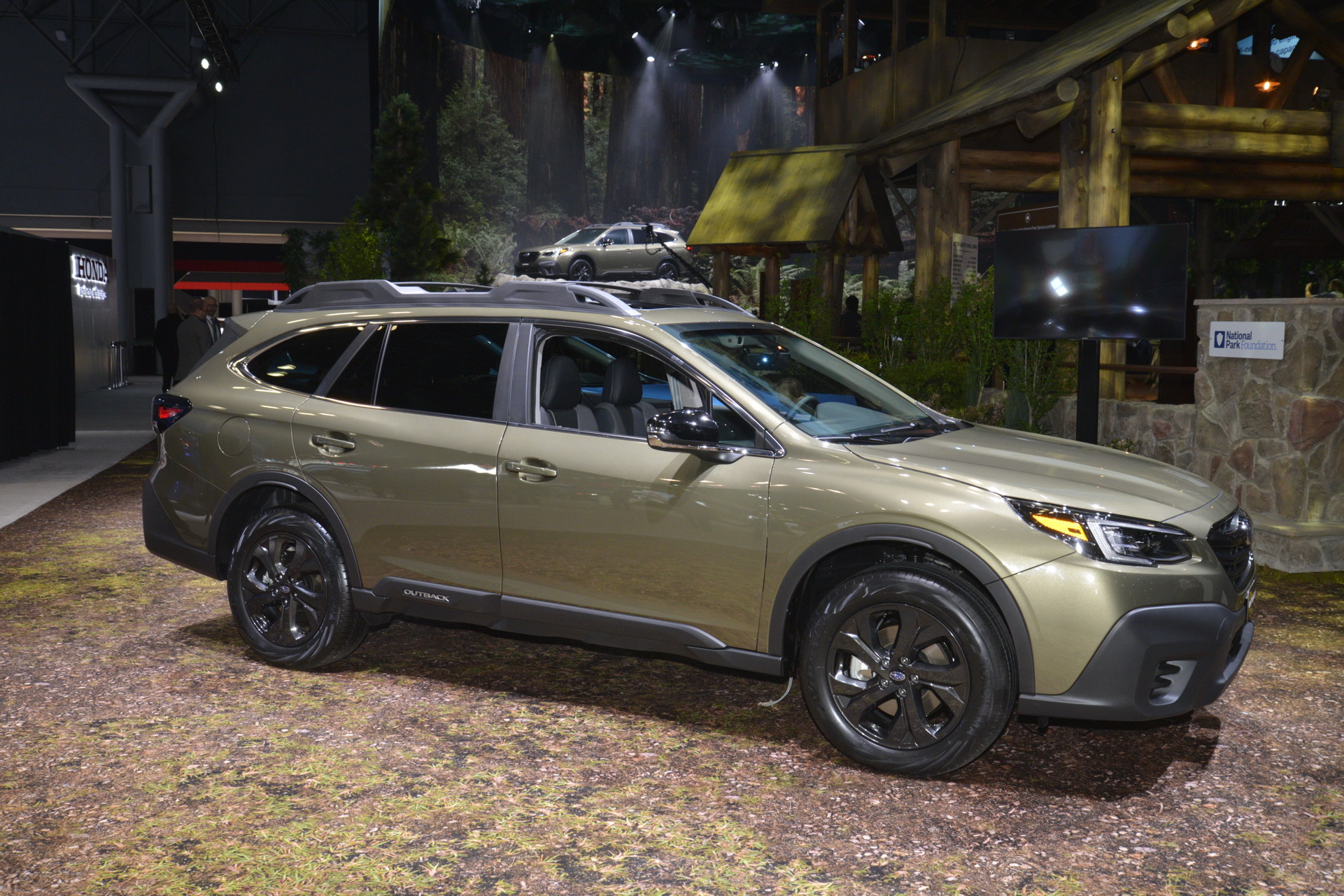 2020 Subaru Outback 7 2020 Subaru Outback Revealed With Turbo Power And Massive Touchscreen (Live Pics)