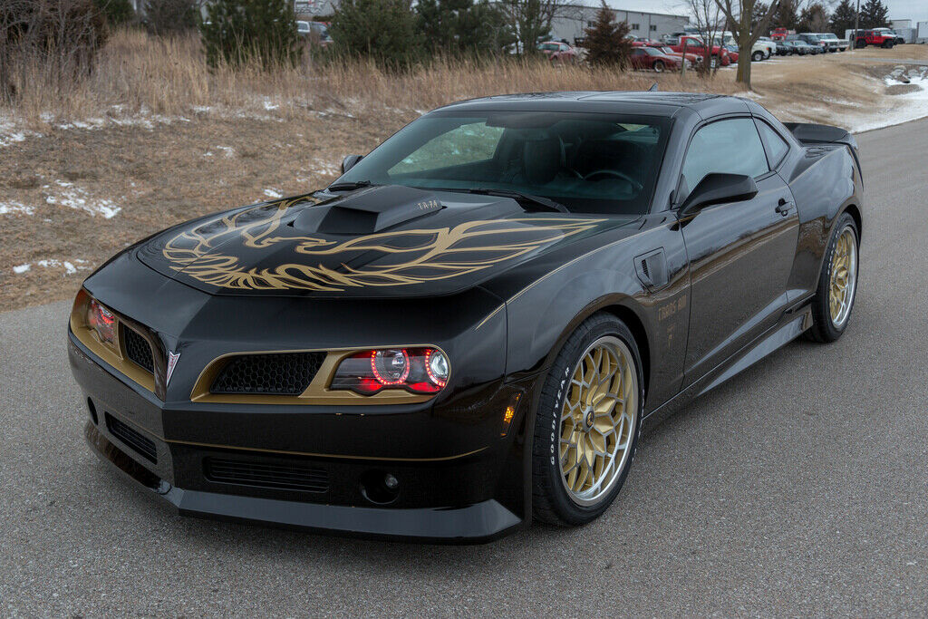 chevy camaro bandit trans am ebay 2 For $200,000, You Can Play Smokey And The Bandit In This 2015 Pontiac Camaro “Trans Am”