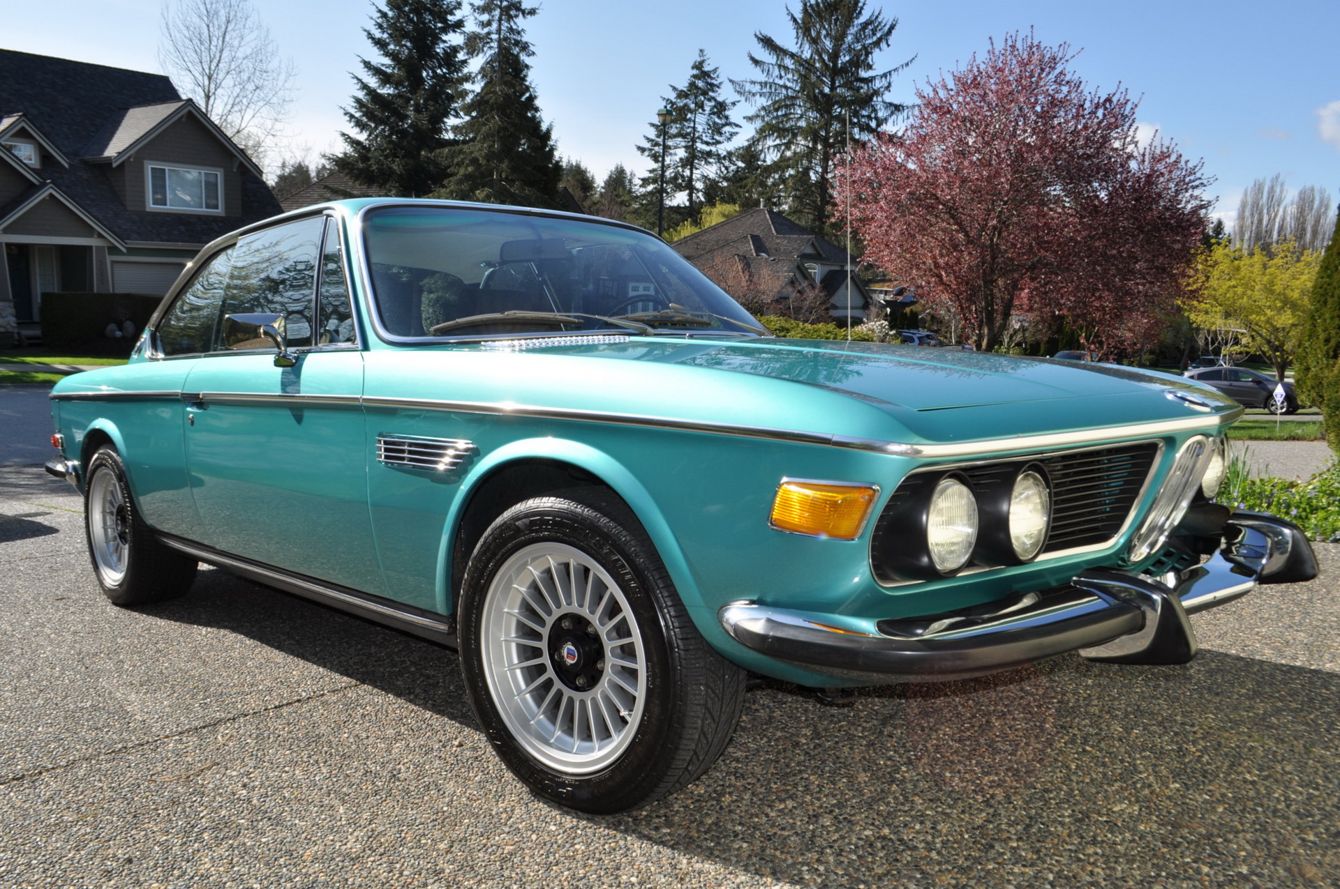 bmw 30cs turkis bat 3 Award-Winning 1973 BMW 3.0CS Is Pure Eye Candy, But Watch Out For Your Wallet