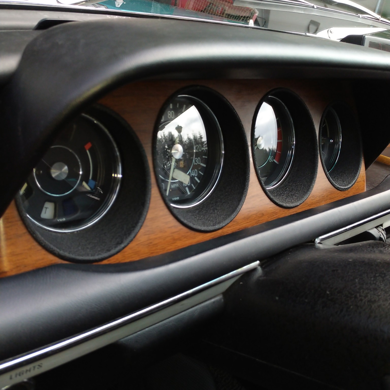 bmw 30cs turkis bat 27 Award-Winning 1973 BMW 3.0CS Is Pure Eye Candy, But Watch Out For Your Wallet