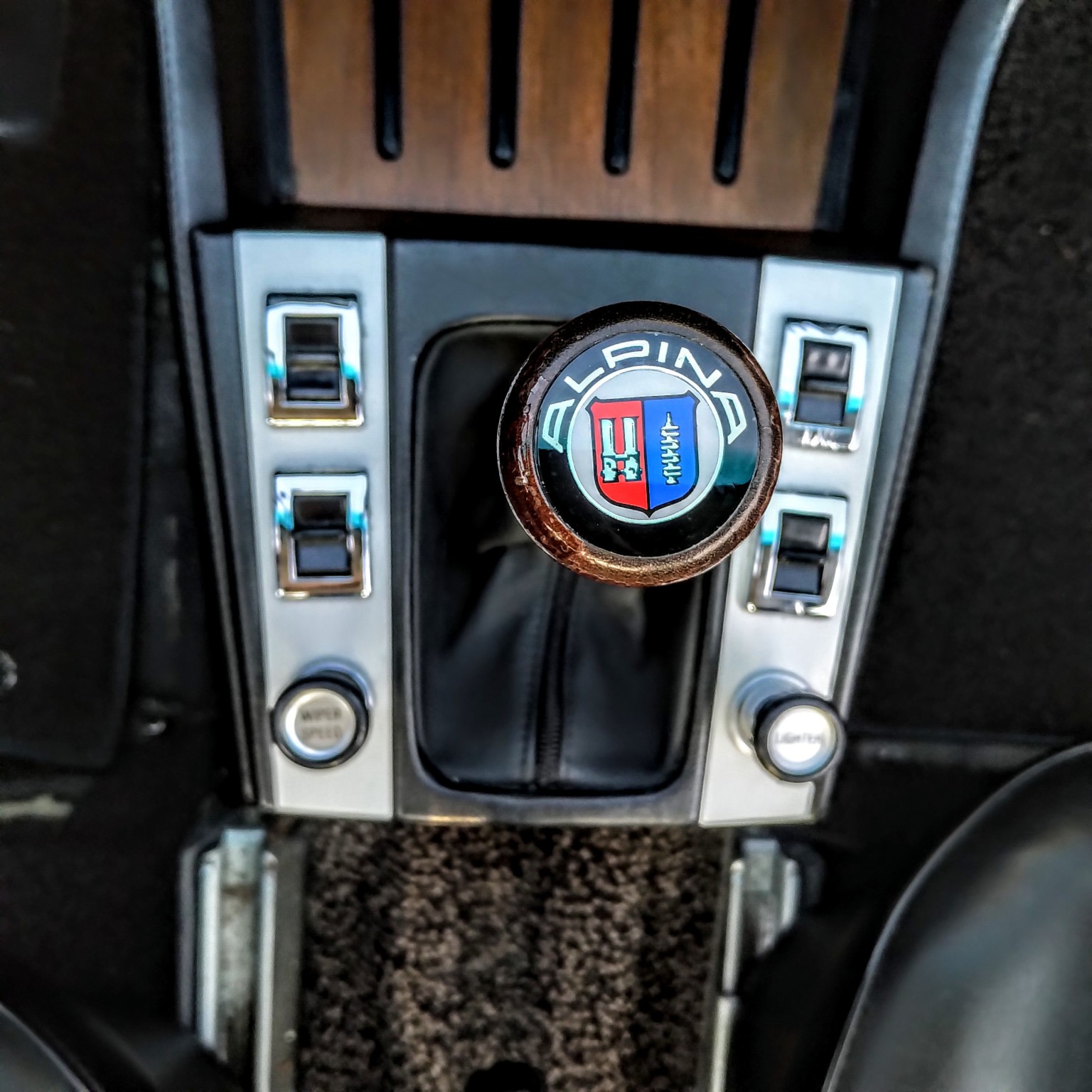 bmw 30cs turkis bat 26 Award-Winning 1973 BMW 3.0CS Is Pure Eye Candy, But Watch Out For Your Wallet