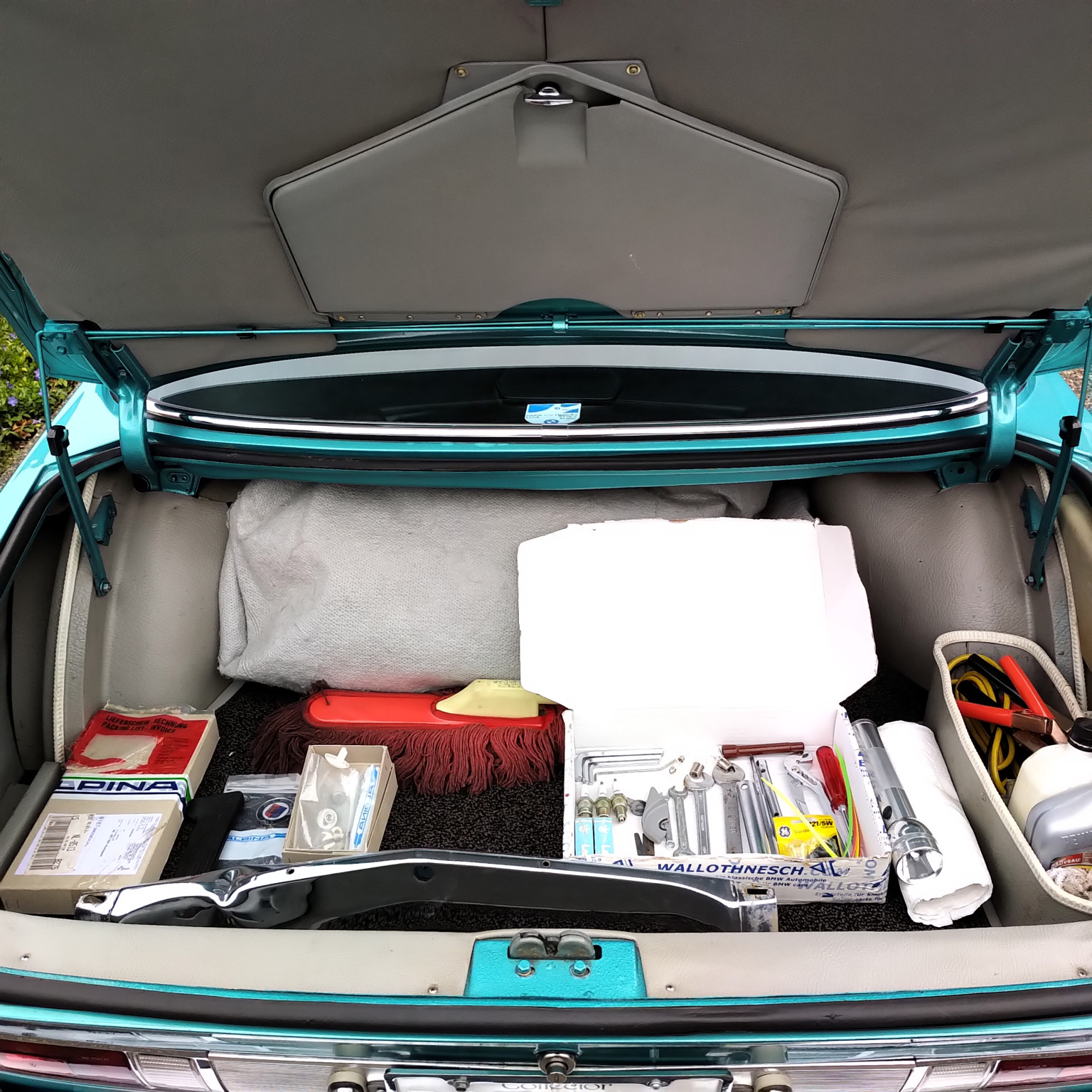 bmw 30cs turkis bat 36 Award-Winning 1973 BMW 3.0CS Is Pure Eye Candy, But Watch Out For Your Wallet