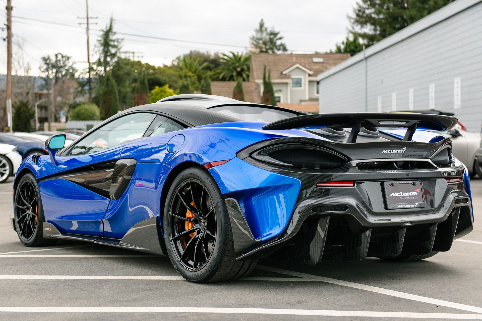 McLaren-600LT-Blue-1 This Vega Blue Example Might Be The Best-Looking McLaren 600LT We’ve Seen