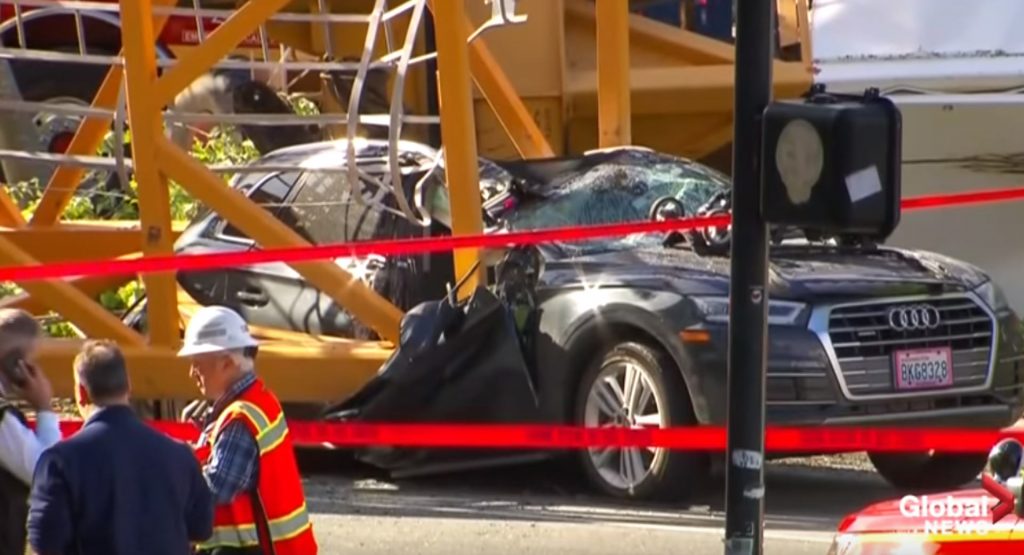  Four Killed After Construction Crane Collapses On Six Cars In Seattle