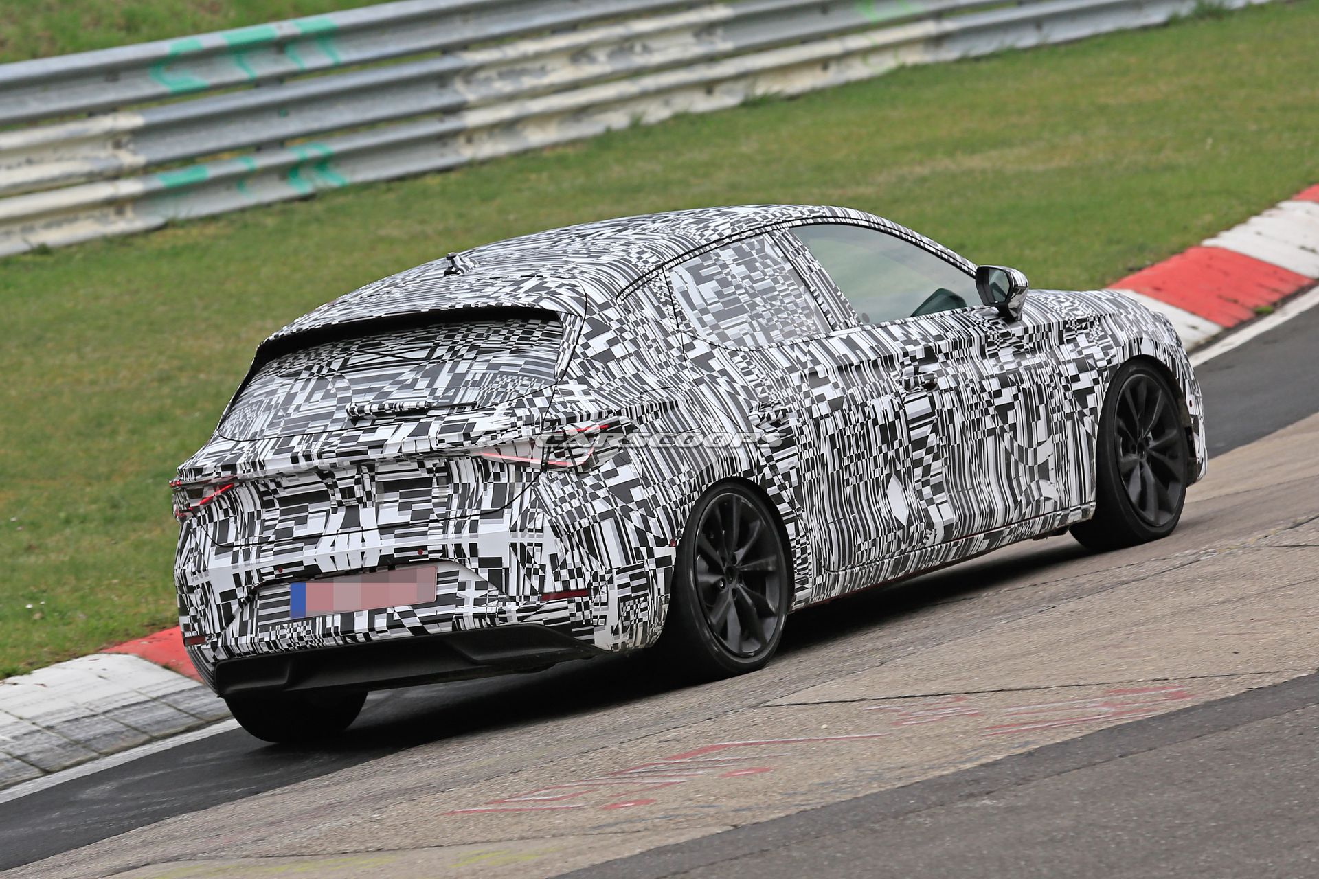 2020-Seat-Leon-8 2020 Seat Leon Gives Us A Look At Its Angrier Face