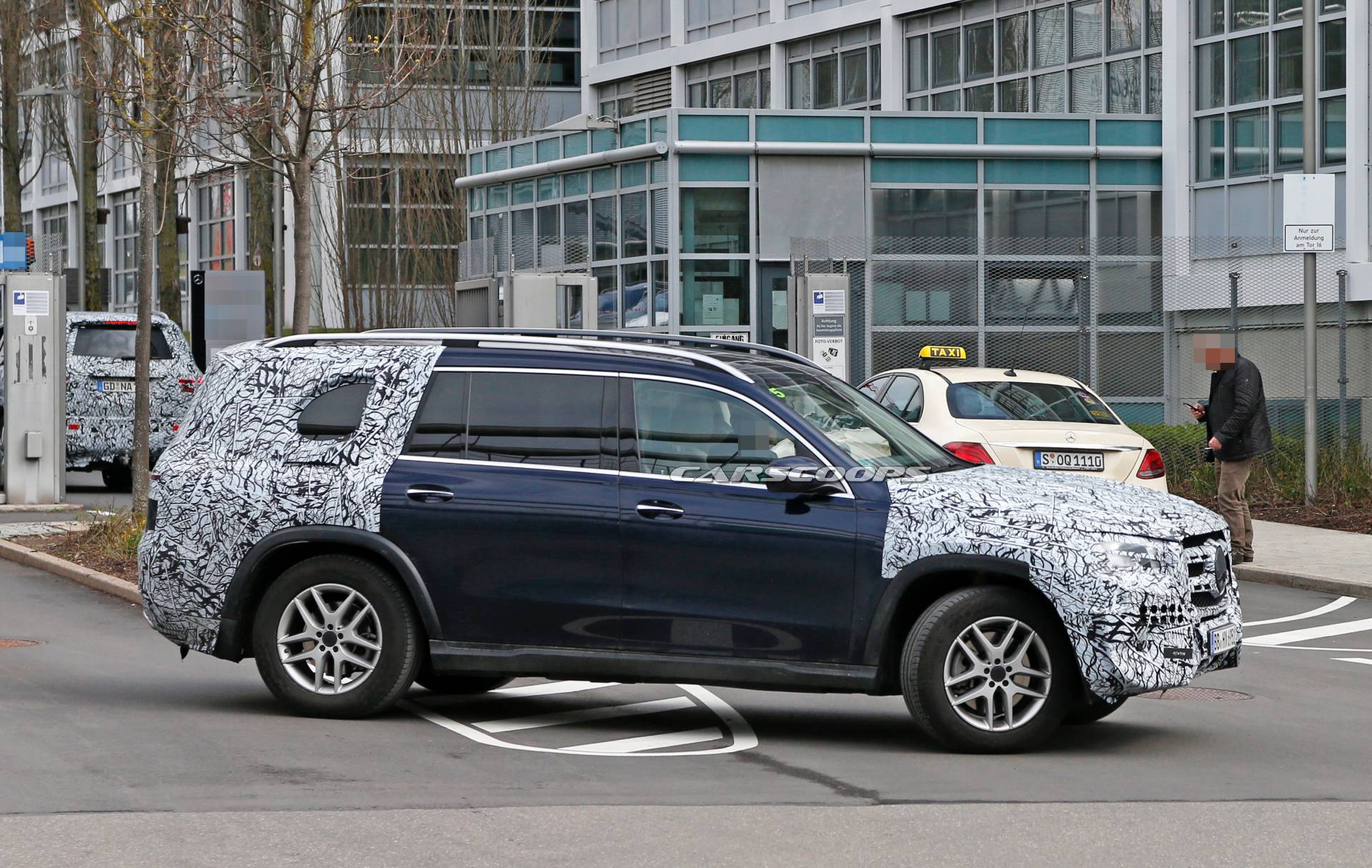2020 Mercedes-Benz GLS spy shots 5 2020 Mercedes-Benz GLS Confirmed For New York Auto Show Debut Next Week