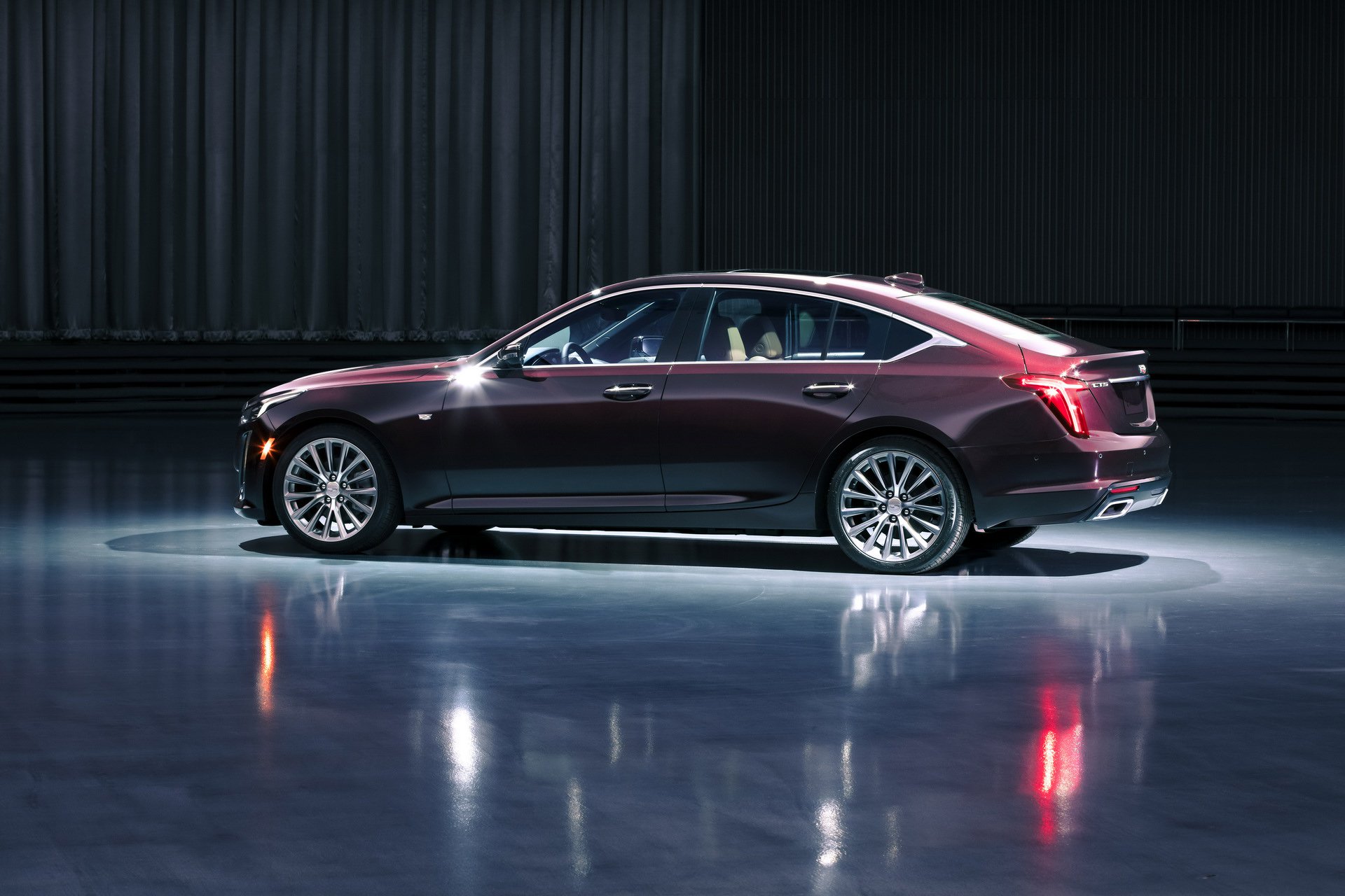 Cadillac CT5 V 4 GM’s New Electrical Architecture Handles Up To 4.5 Terabytes Of Data Every Hour
