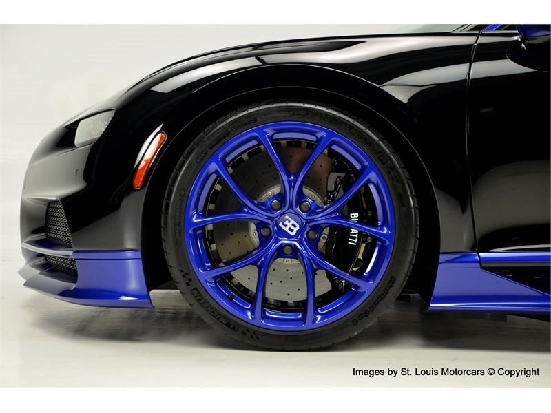 Bugatti-Chiron-For-Sale-7 Black And Blue Bugatti Chiron Would Be A Standout In Any Exotic Collection