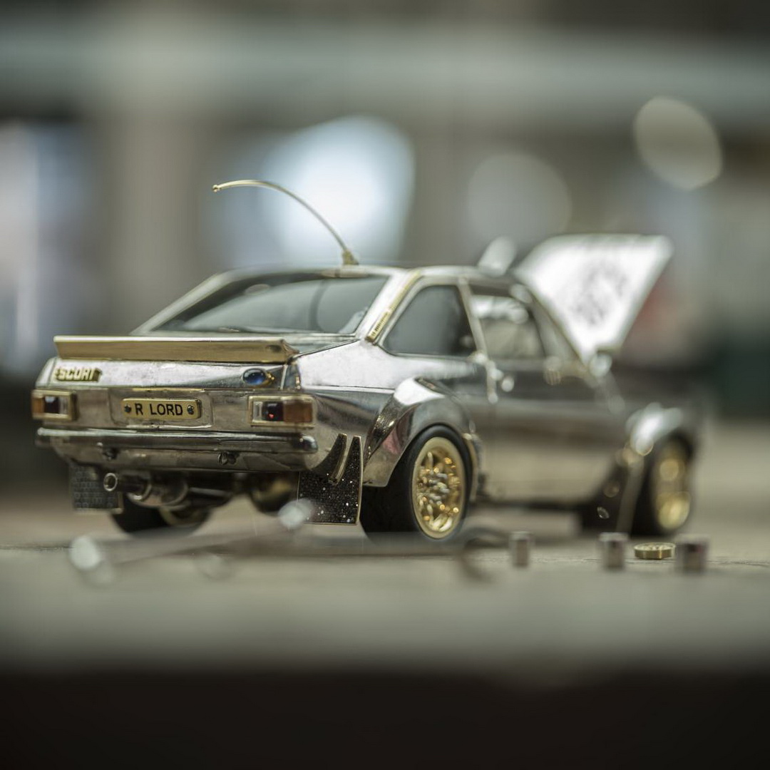 ford escort mk2 scale model gold silver diamonds 33 Dream All You Want, You Just Can’t Afford This Ford Escort RS Scale Model