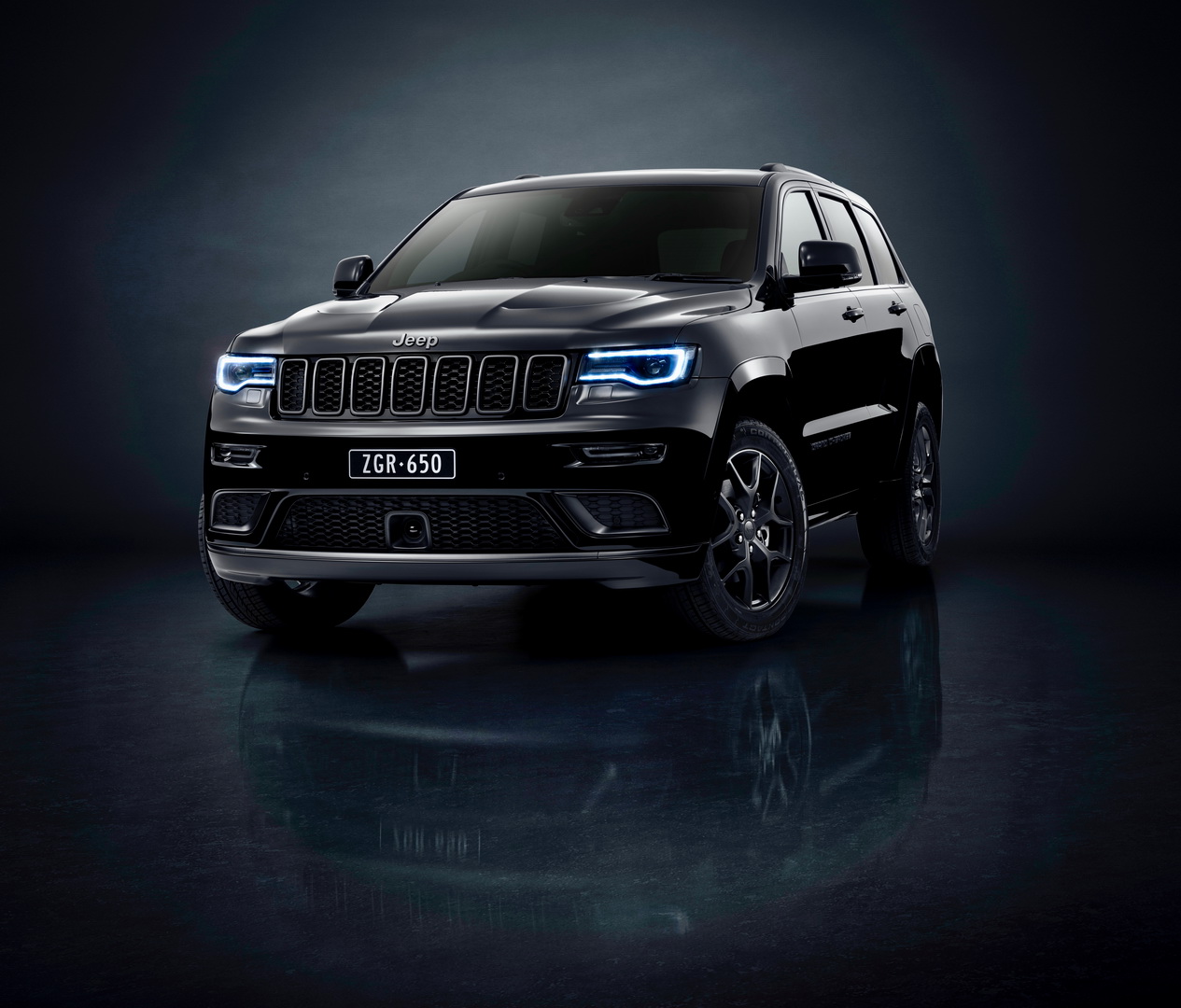 2019 jeep grand cherokee s-limited s-overland australia 5 Jeep Grand Cherokee S-Limited Edition Brings Back 5.7L HEMI V8 To Australia
