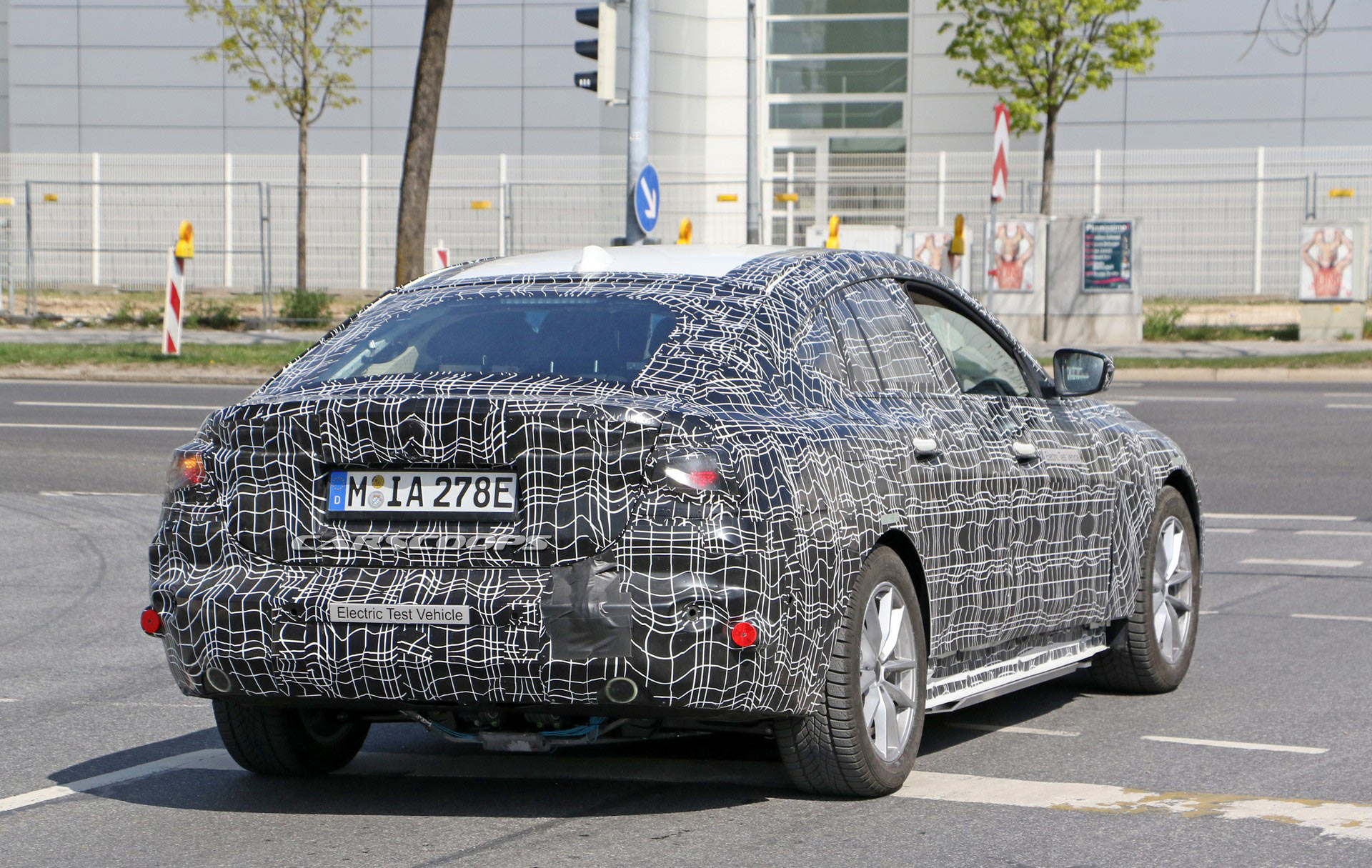 2021-BMW-i4-8 2021 BMW i4 Has 373+ Miles Of Range And A Parts Bin Interior