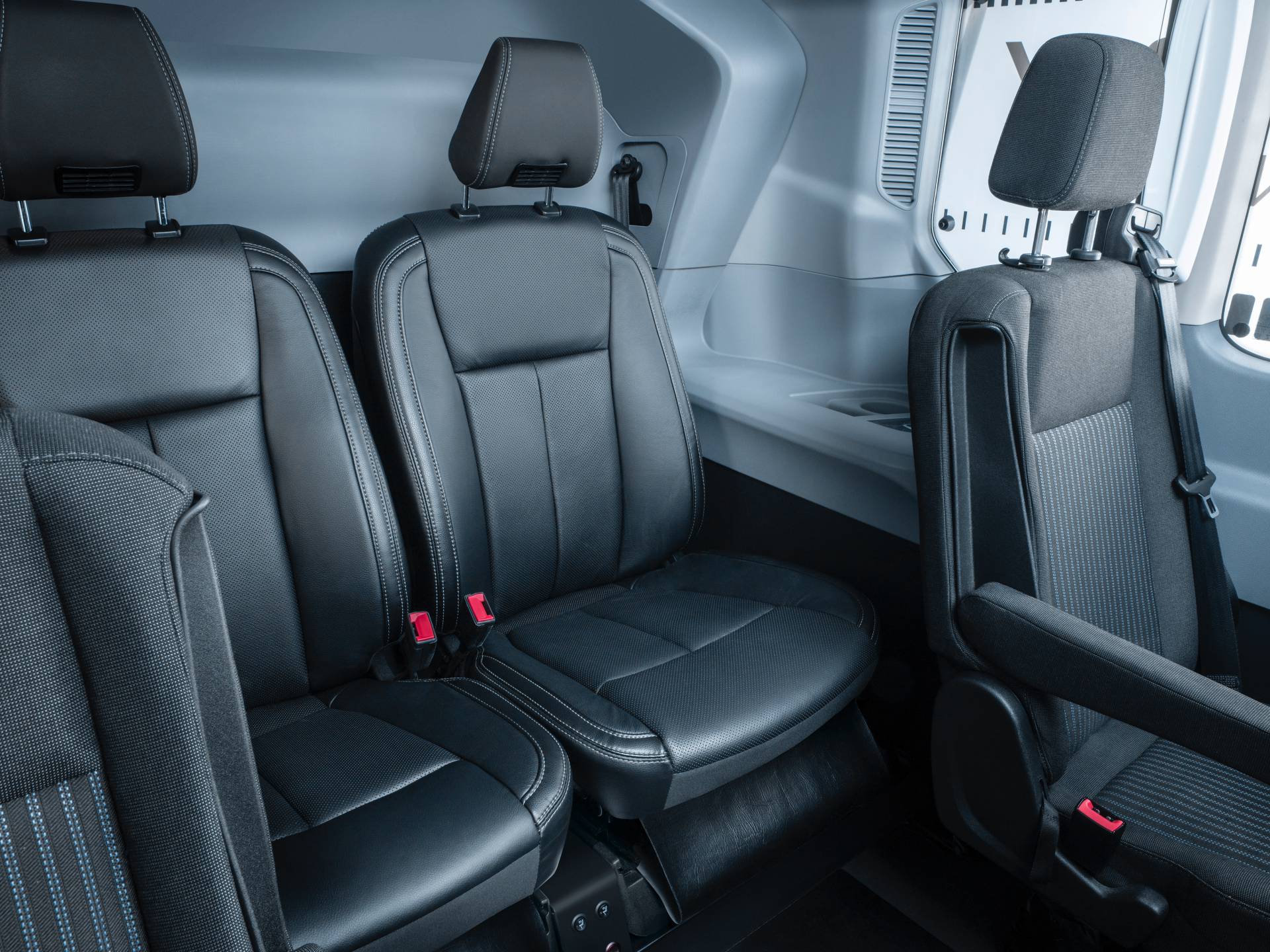 Ford Transit All Electric Smart Energy Concept 3 Ford Transit Smart Energy Electric Concept Extends Range Through Solar And Heat Systems