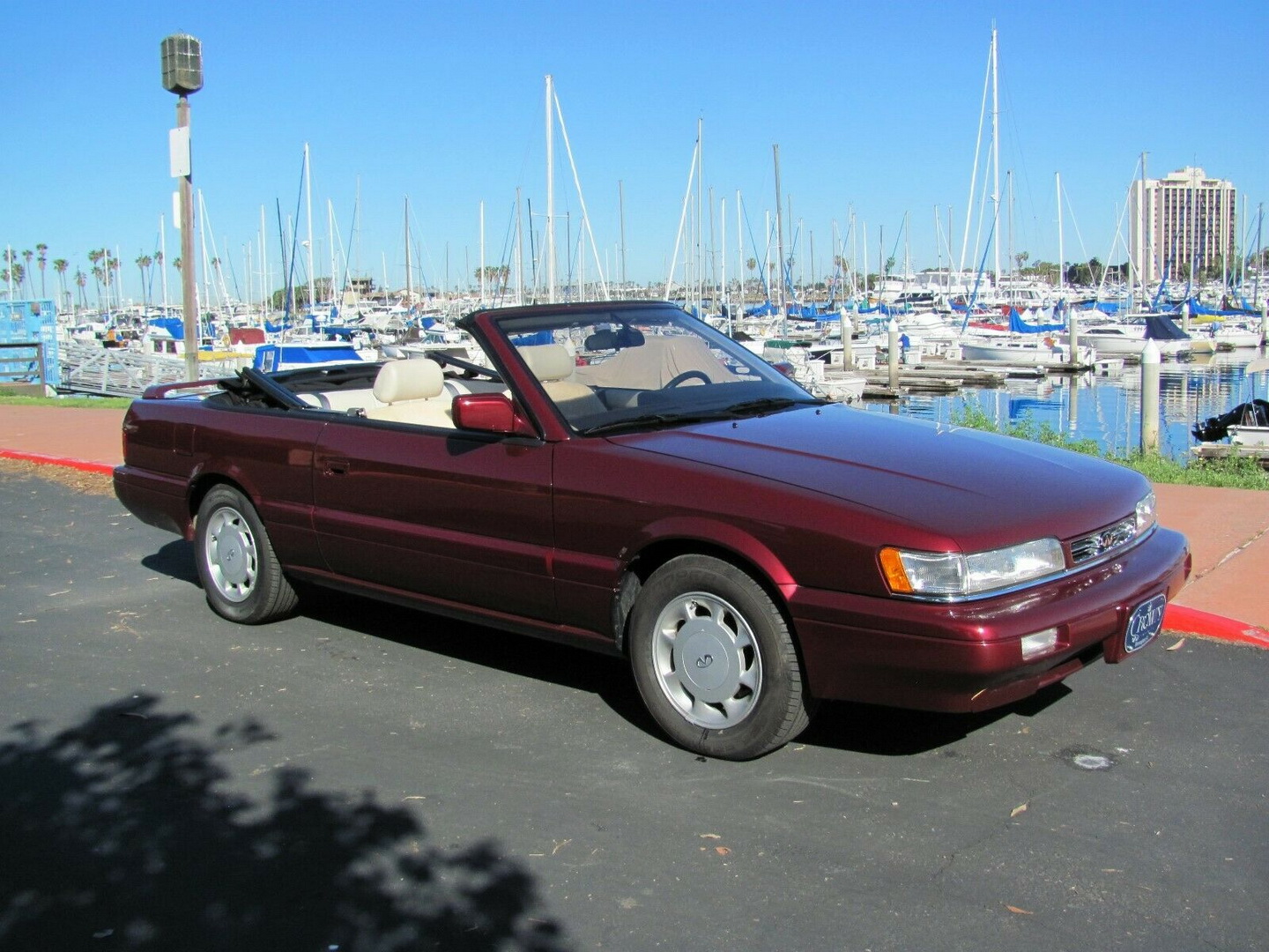 1992 infiniti m30 convertible 4 Relive The ‘90s In This Barely-Driven Infiniti M30 Convertible