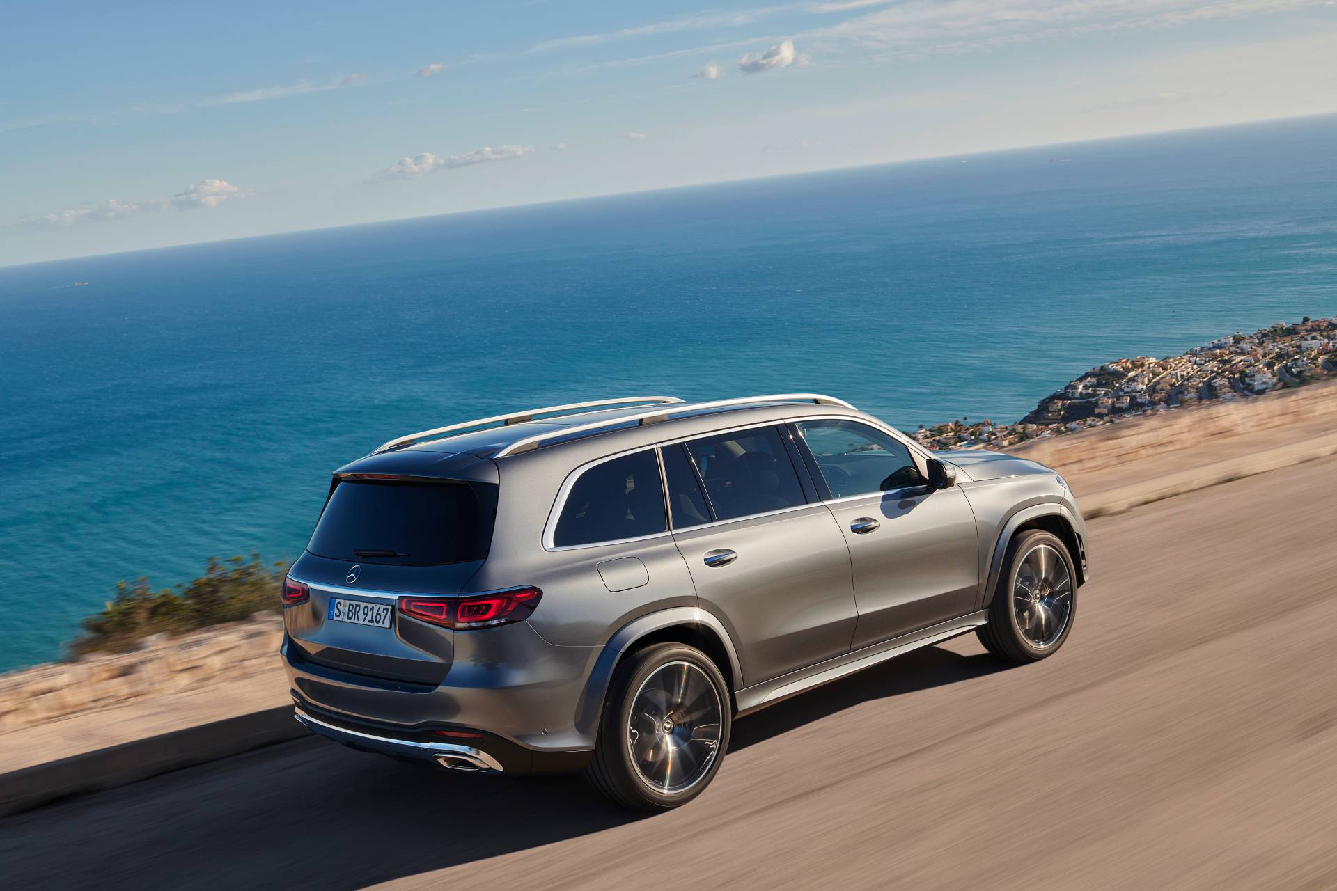 2020 Mercedes-Benz GLS 32 2020 Mercedes-Benz GLS Officially Out As “The S-Class Of SUVs”