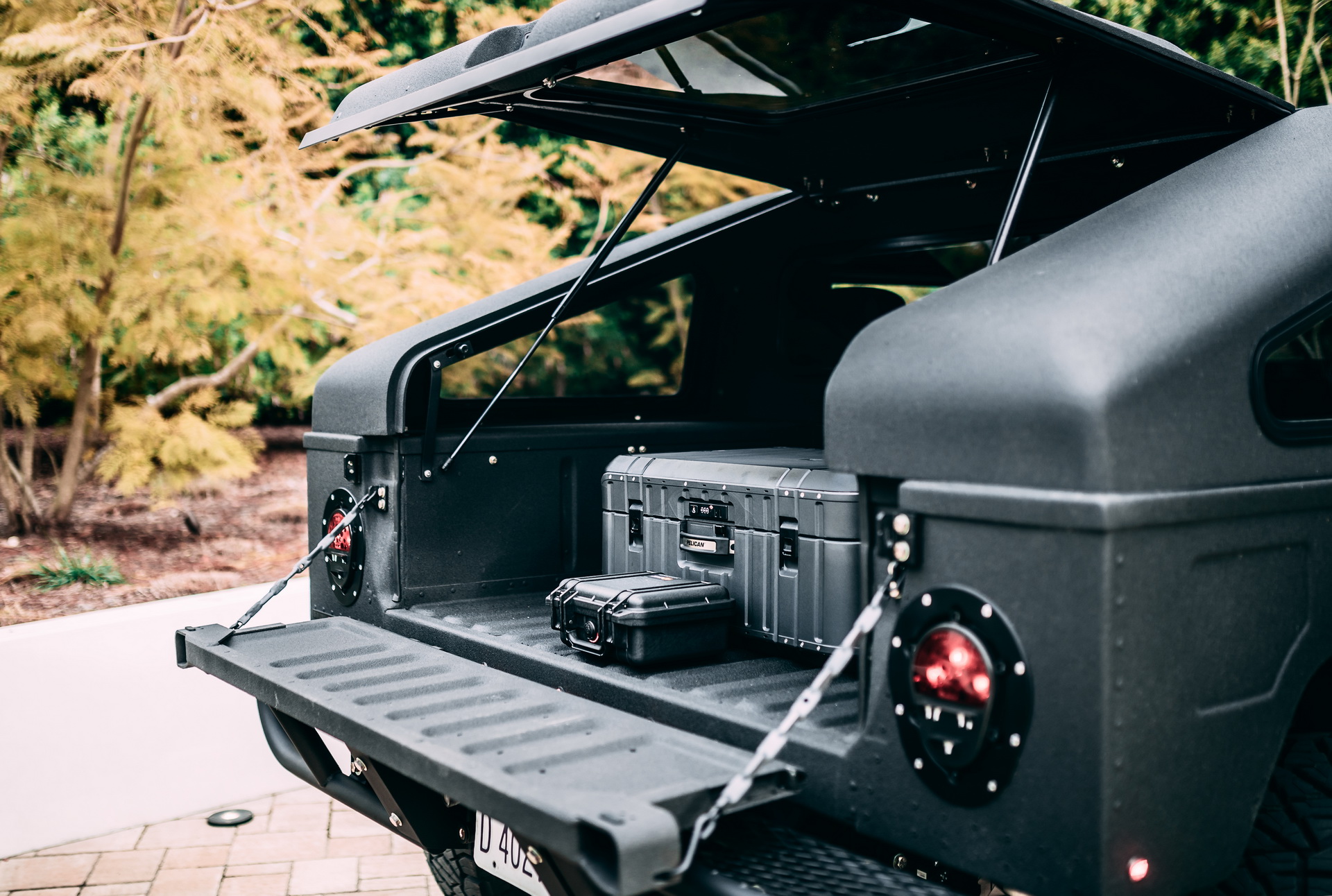 Mil-Spec-Automotive-Hummer-33 Mil-Spec’s Overhauled Hummer H1 Gets 500 HP, $295k Price Tag