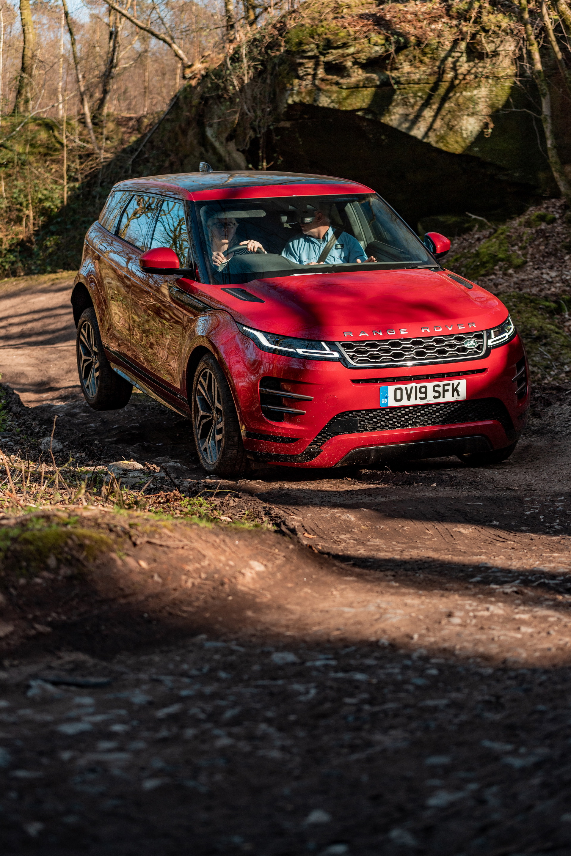 Range-Rover-Evoque-32 Range Rover Evoque Is The First Premium Compact SUV To Pass 2020 RDE2 Emission Rules