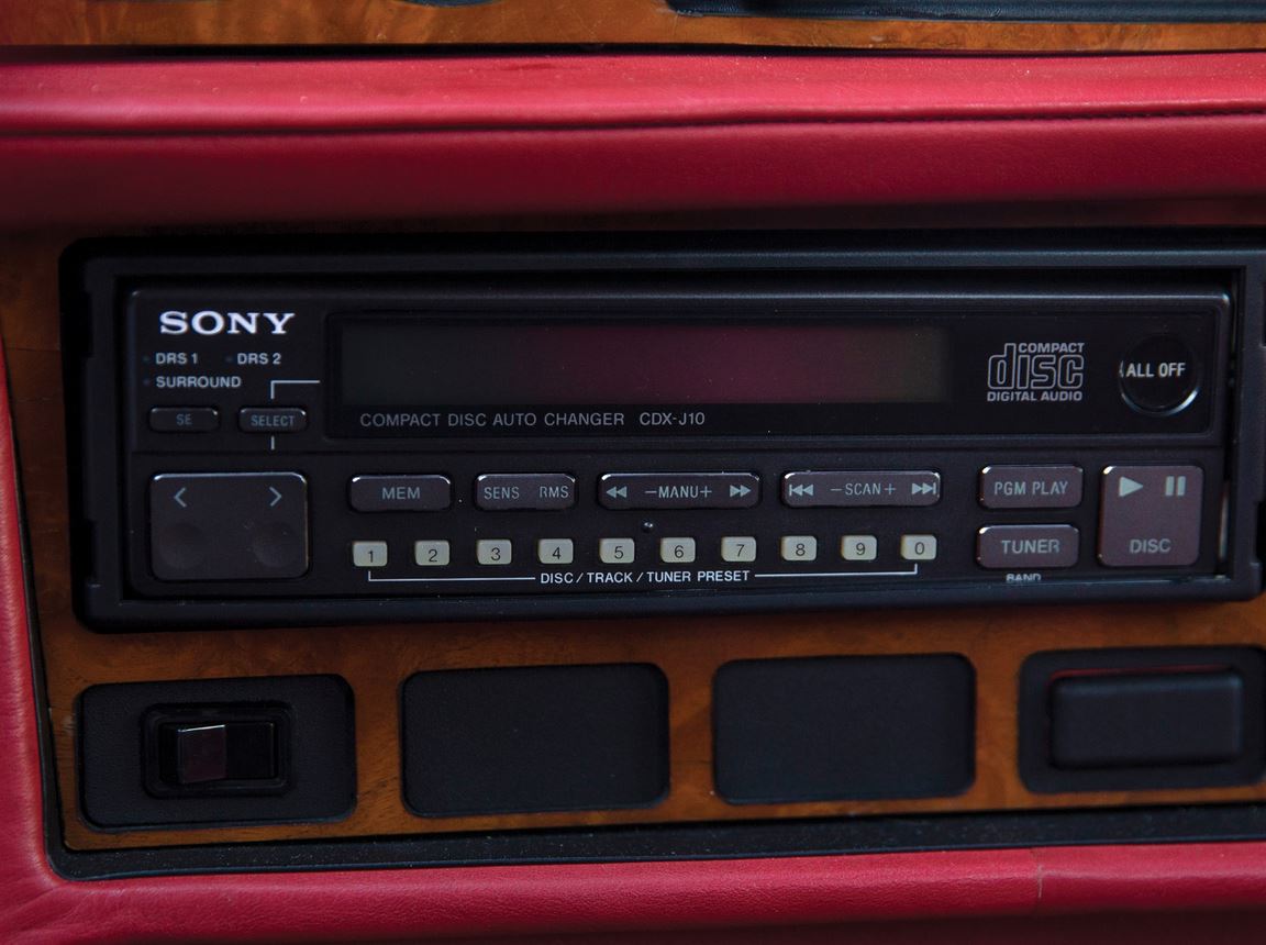 1987 bmw alpina b7 turbo coupe auction 14 Super-Rare 1987 BMW Alpina B7 Turbo Coupe Is Begging To Empty Your Bank Account