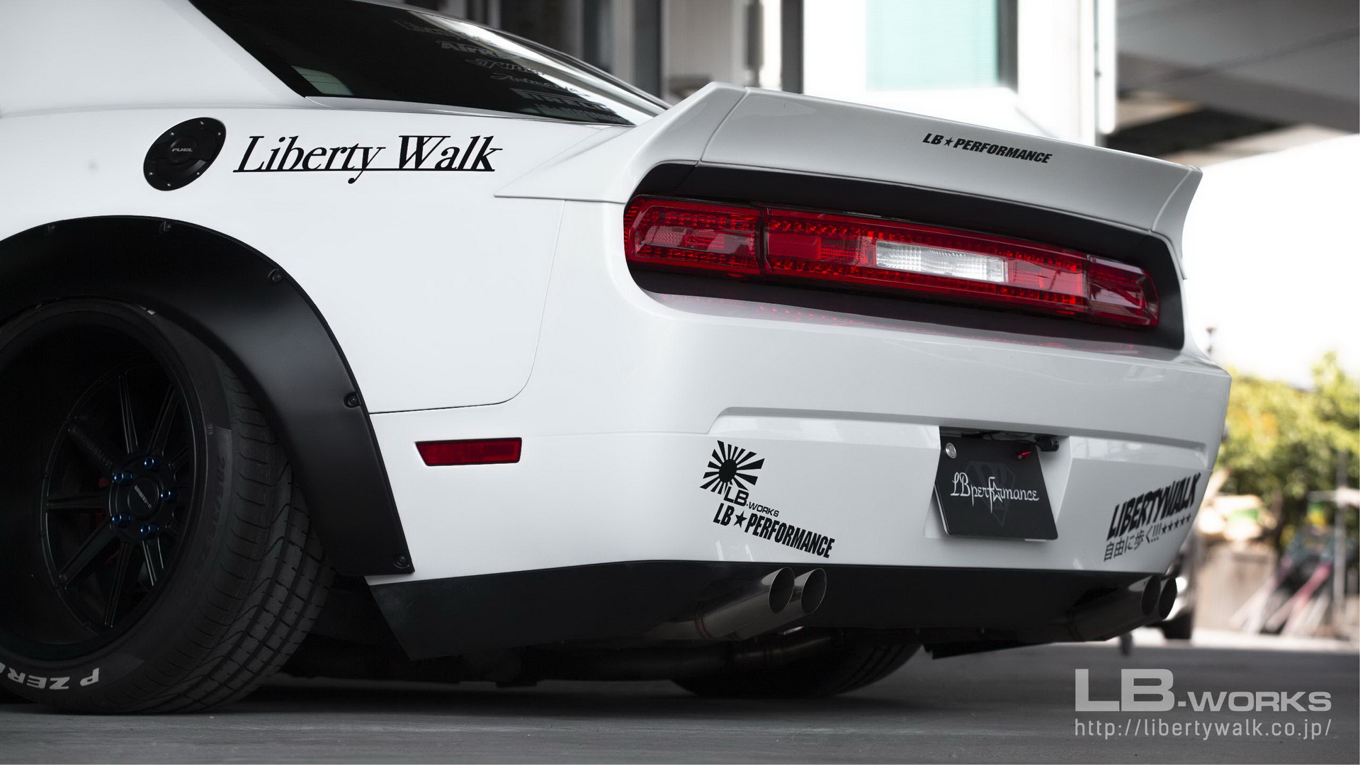 dodge challenger tuning liberty walk 6 Dodge Challenger Gets Acquainted With The Liberty Walk Ethos