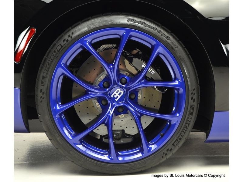 Bugatti-Chiron-For-Sale-10 Black And Blue Bugatti Chiron Would Be A Standout In Any Exotic Collection