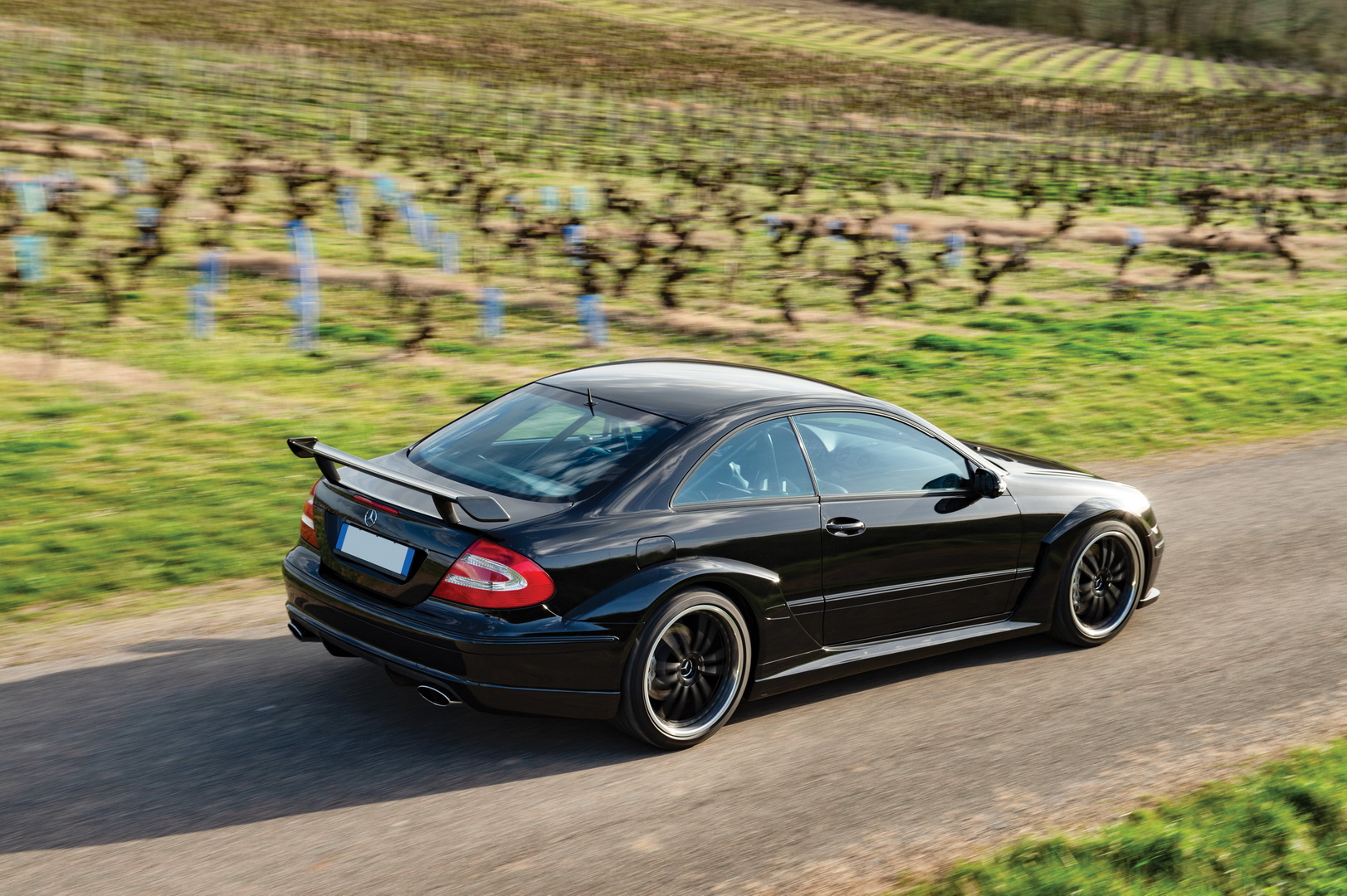2005 mercedes-benz clk dtm 7 Mercedes-Benz CLK DTM Laughs In The Face Of The New AMG GT R