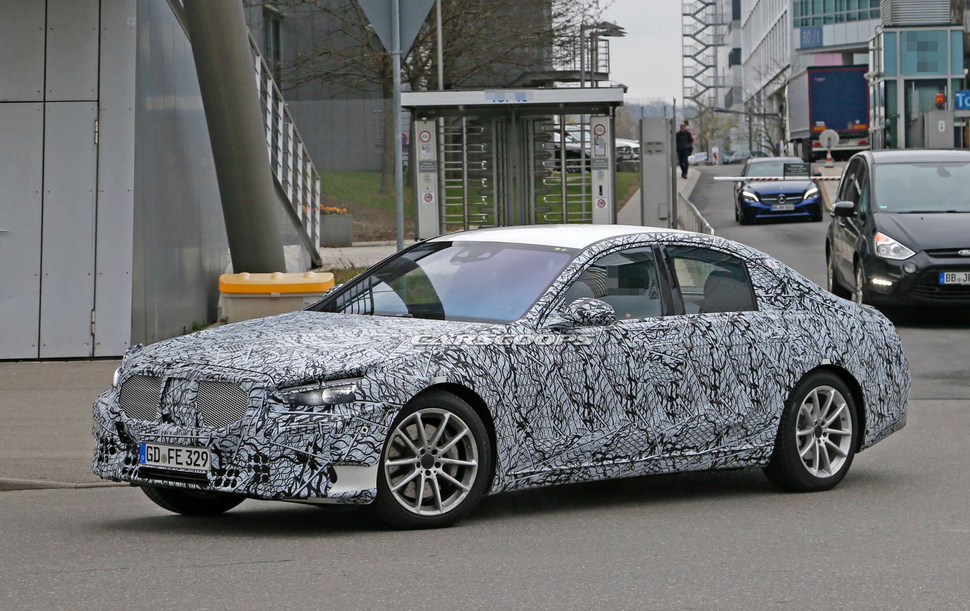 2020 Mercedes-Benz S-Class spy shots 7 2020 Mercedes S-Class Spied Again, Offers First Look At New Grille
