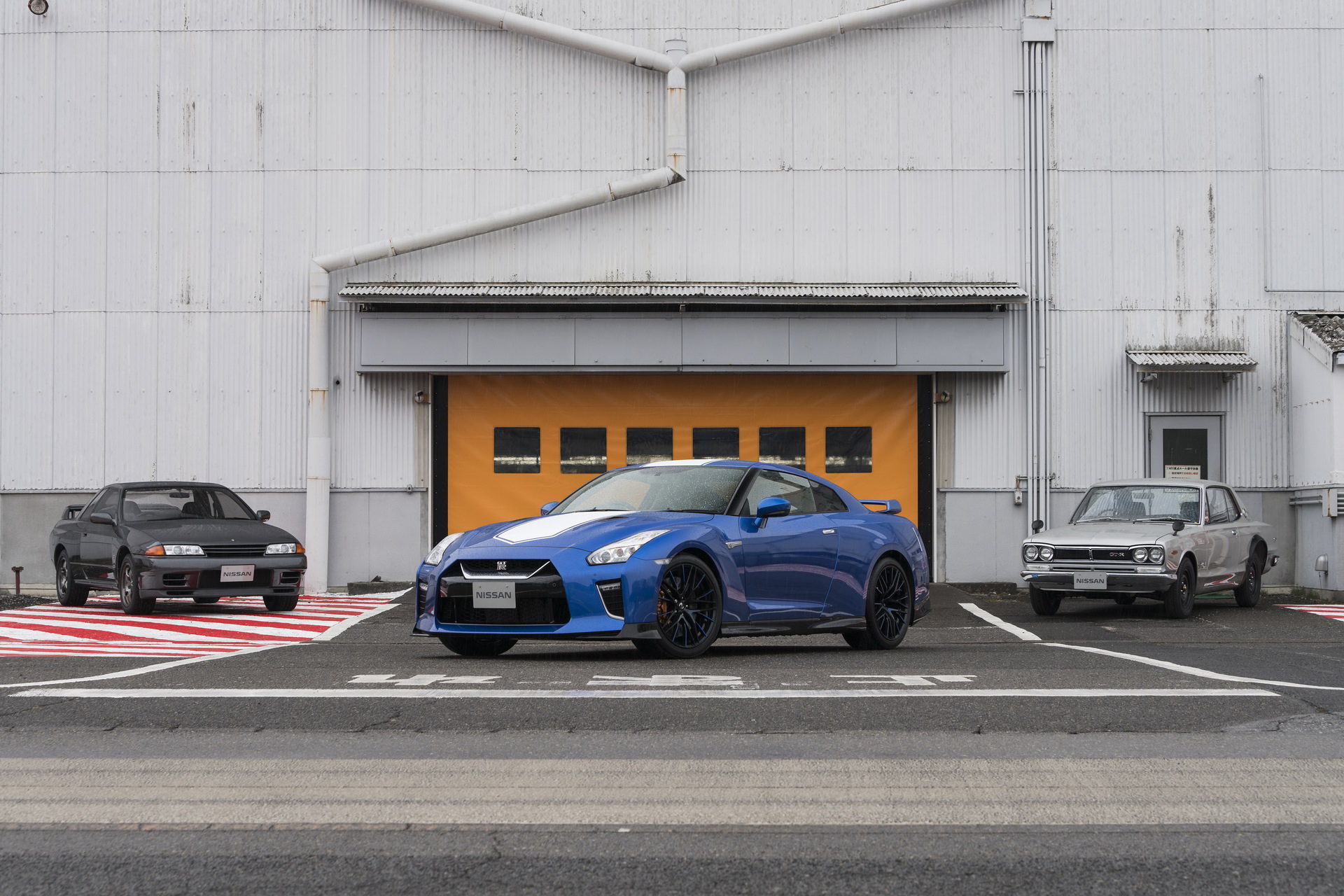 2020 Nissan GT-R 50th Ann 1 2020 Nissan GT-R Brings Back R34’s Iconic Bayside Blue For 50th Anniversary Edition