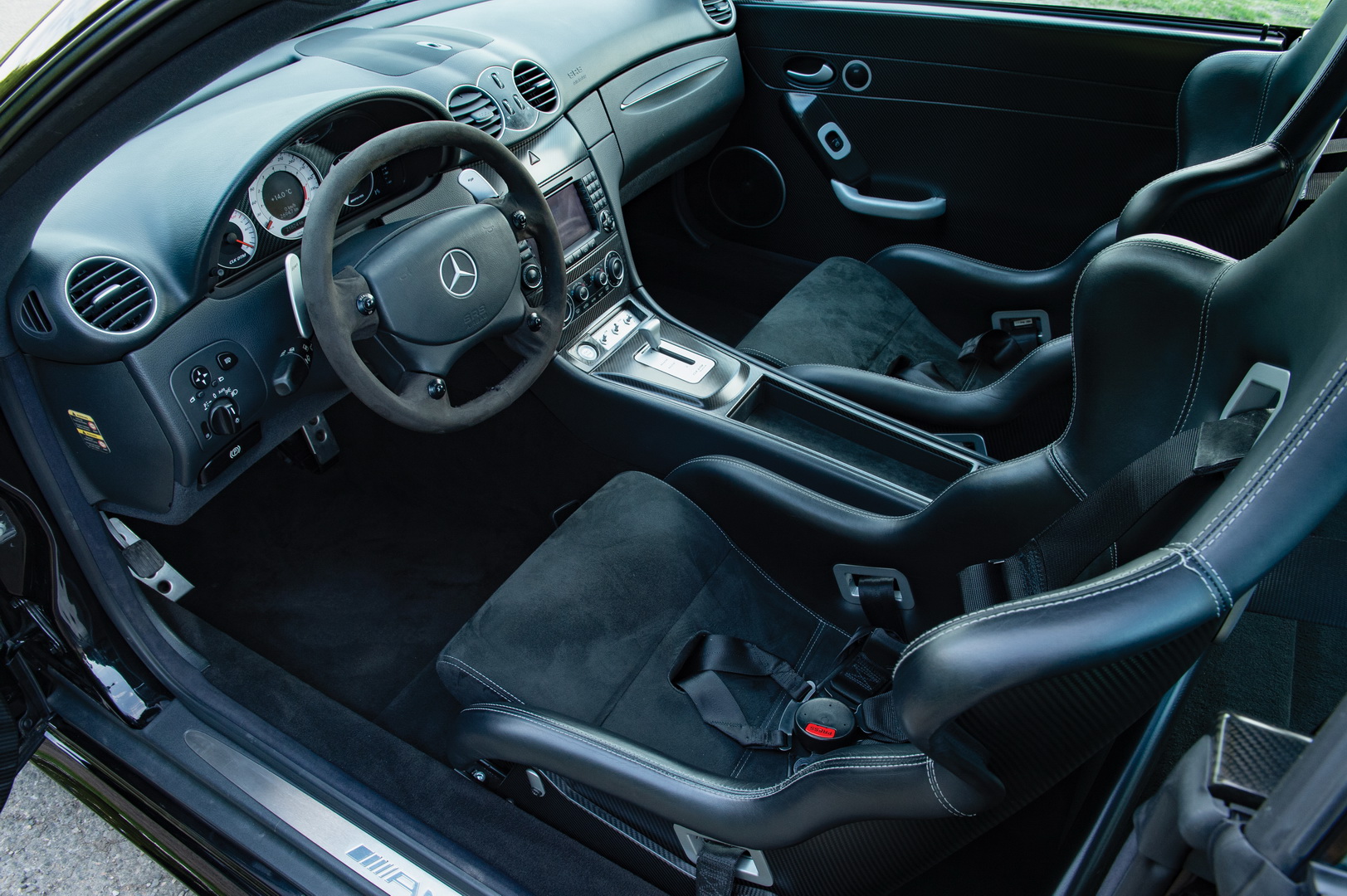 2005 mercedes-benz clk dtm 19 Mercedes-Benz CLK DTM Laughs In The Face Of The New AMG GT R