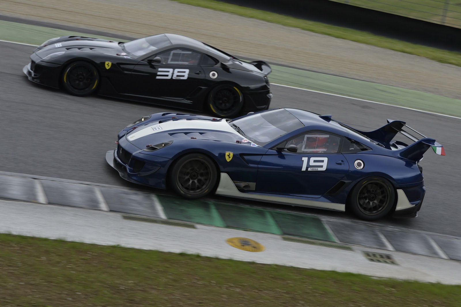 Ferrari-Corse-Clienti-1 Ferrari Racing Days Bringing Italian Power And Flair To Laguna Seca