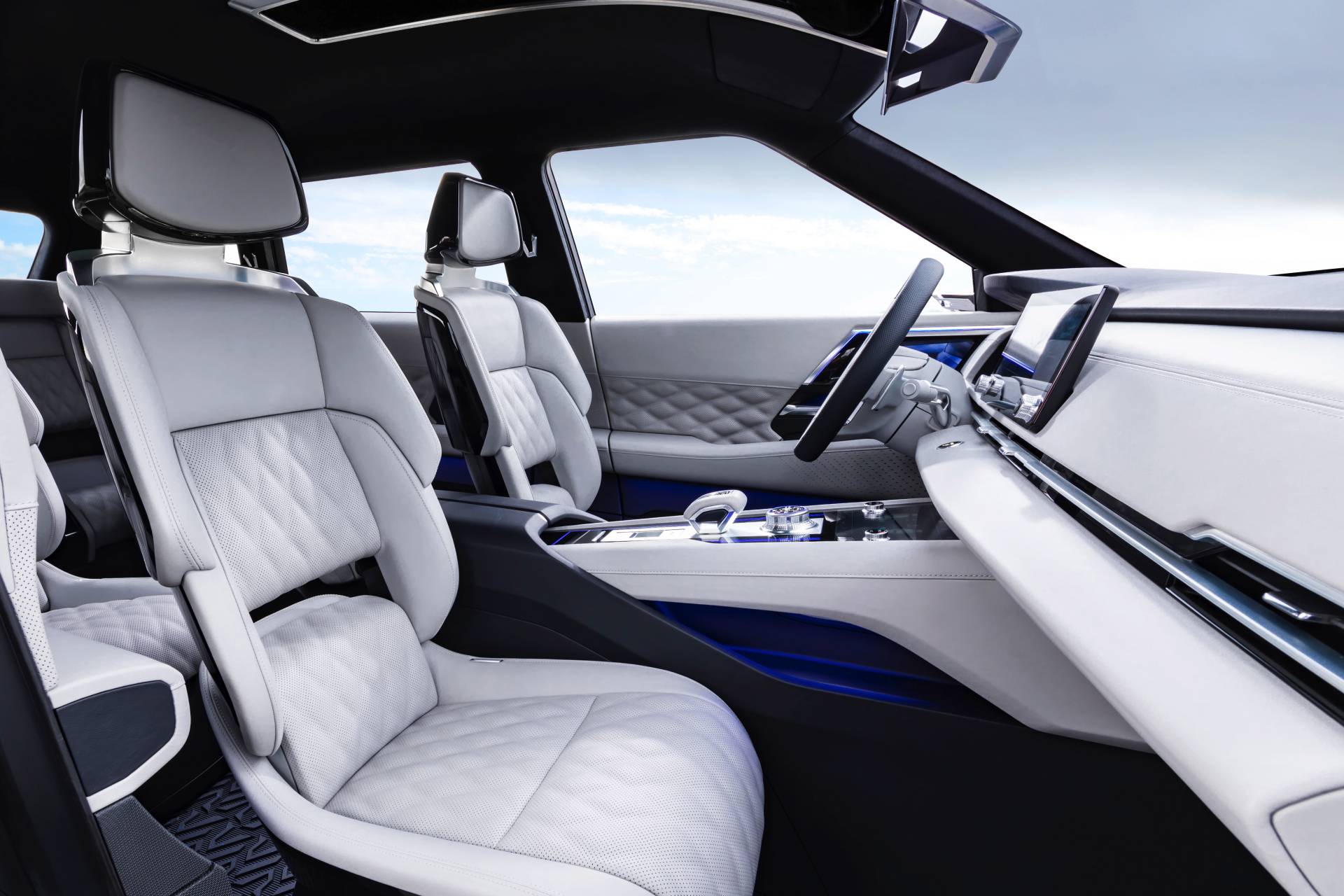 Mitsubishi e-Yi Concept 6 Mitsubishi e-Yi Concept Is The Engelberg Tourer Reloaded For Asian Debut