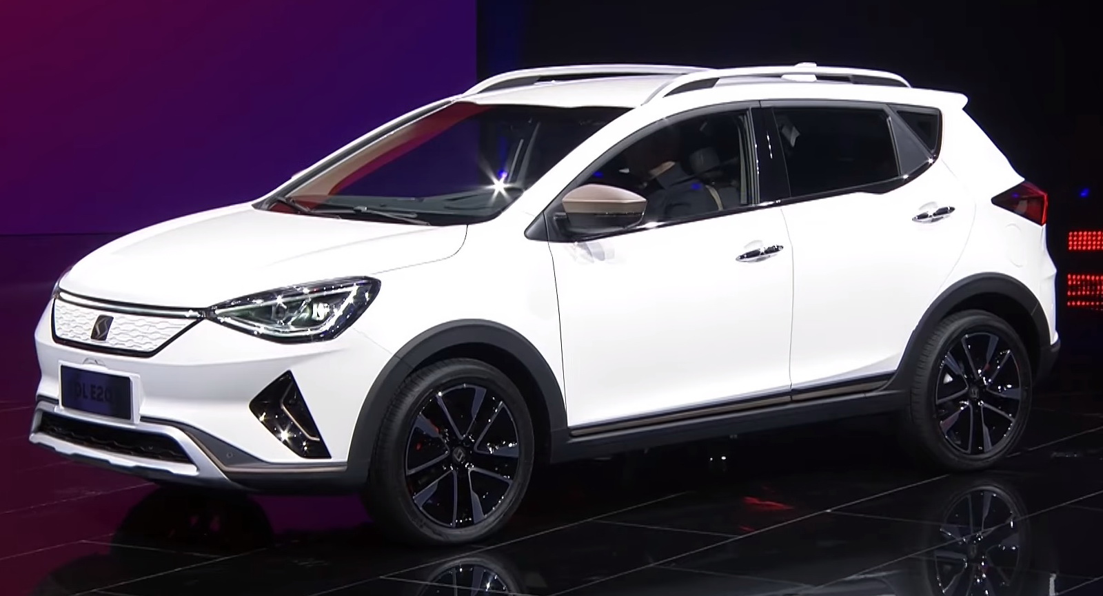 VW-JAC-Sol-E20X VW Group Wants To Buy A Big Stake Of China’s JAC Motors