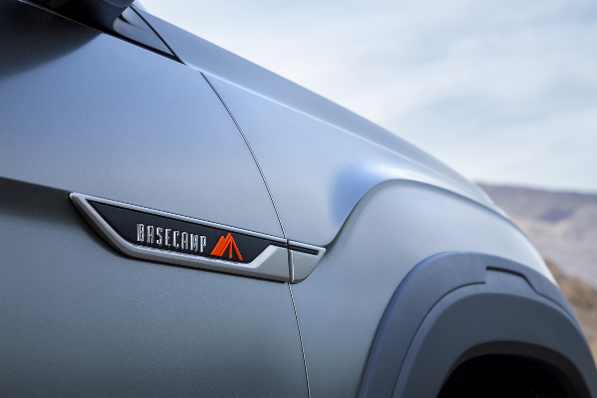 vw atlas basecamp concept ny 6 VW Atlas Basecamp Concept Is All About The Outdoors