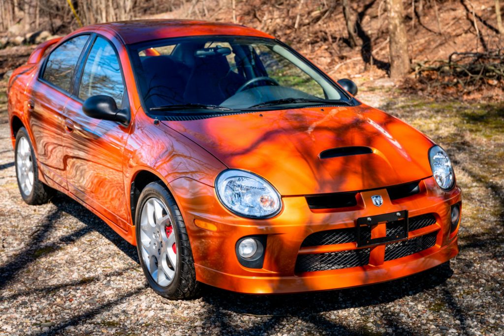 2005 Dodge Neon SRT4 Has Just 2,900 Miles, Rare Orange Blast Paint