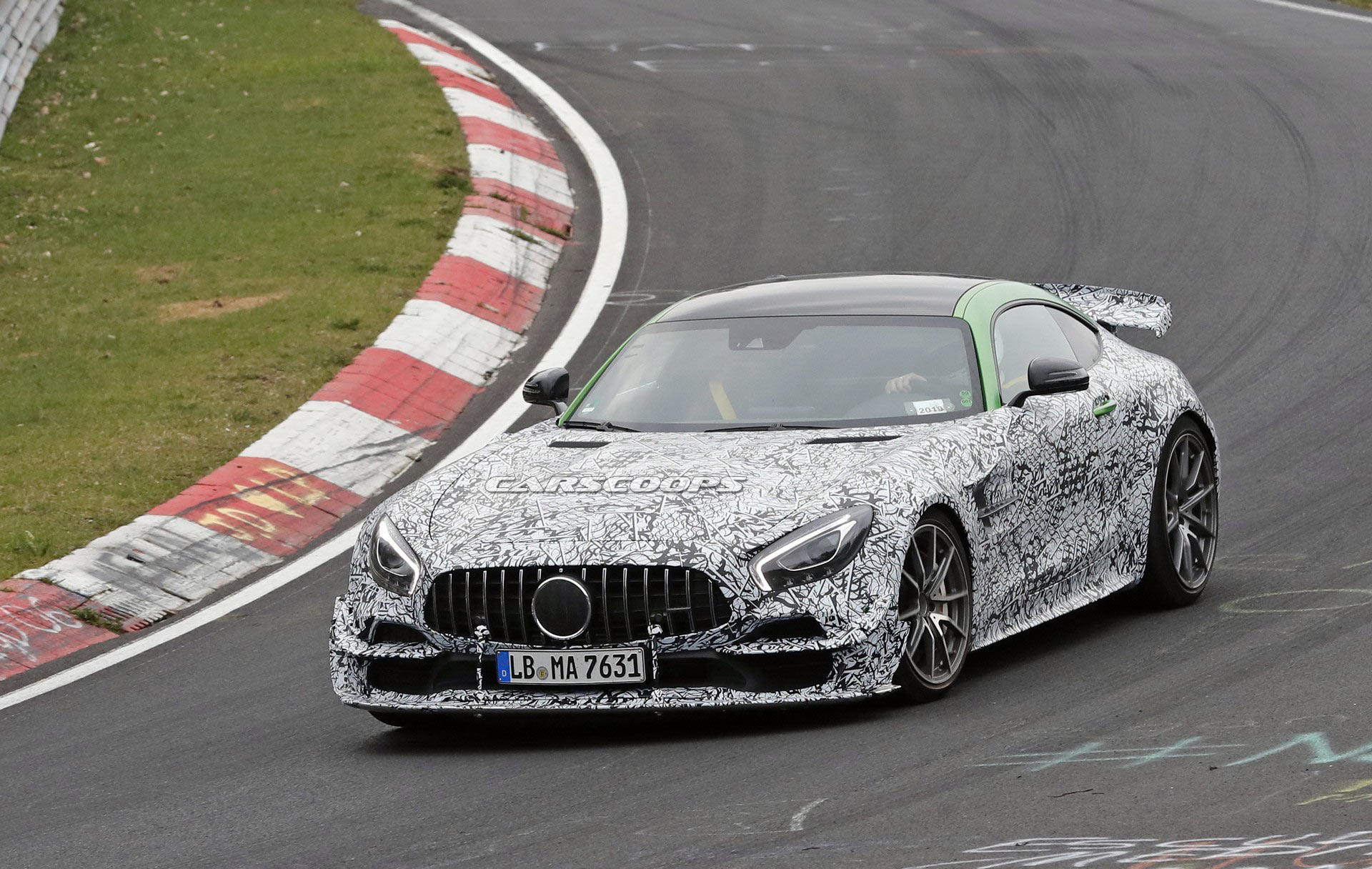 Mercedes-AMG GT Black Series-3 Mercedes-AMG GT Black Series Spied, Looks Like A GT R Pro On Steroids
