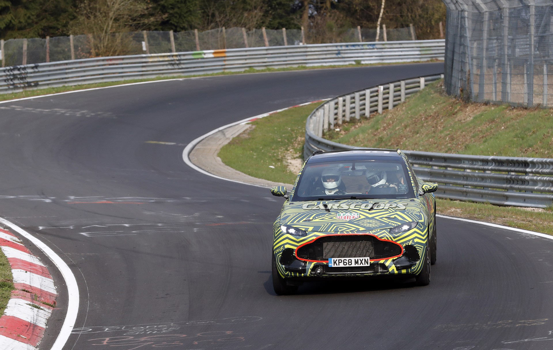 2020-Aston-Martin-DBX-15 Aston Martin DBX Interior Spied, Shows Lots Of Mercedes Parts