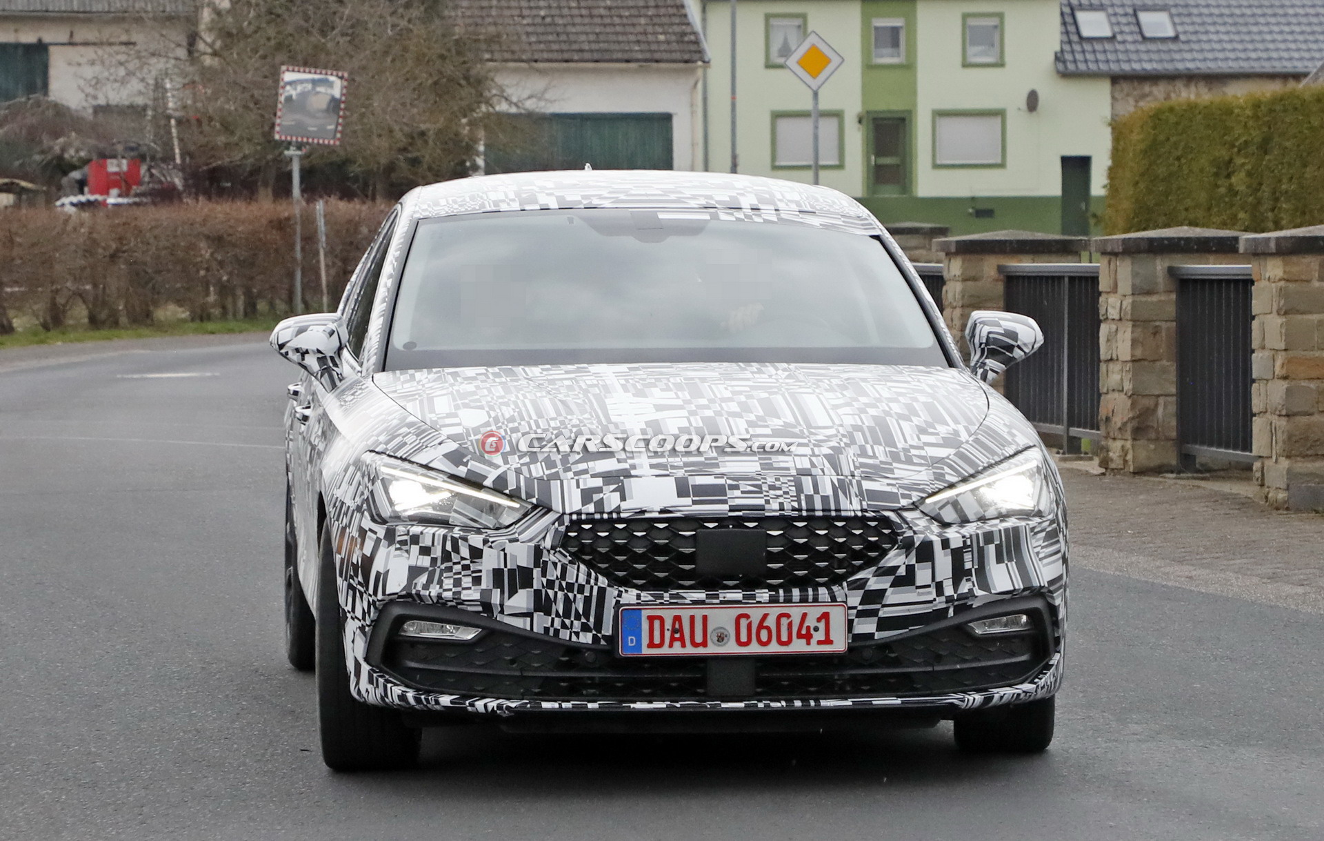 2020 SEAT LEON 011 2020 Seat Leon Gives Us A Look At Its Angrier Face