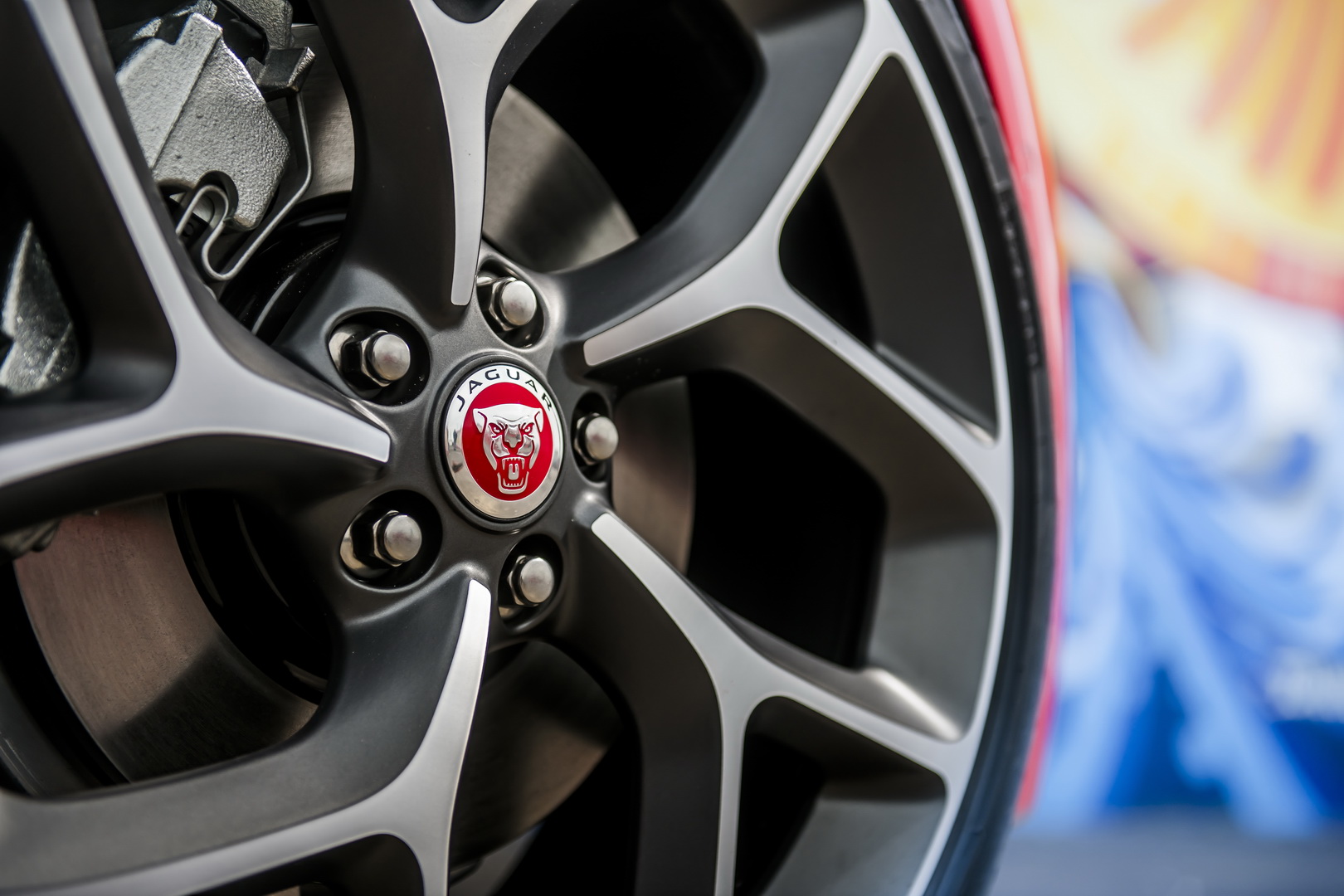 2020 jaguar xe 8 2020 Jaguar XE Facelift, Range Rover Velar SVAutobiography Dynamic Edition Get U.S. Visas