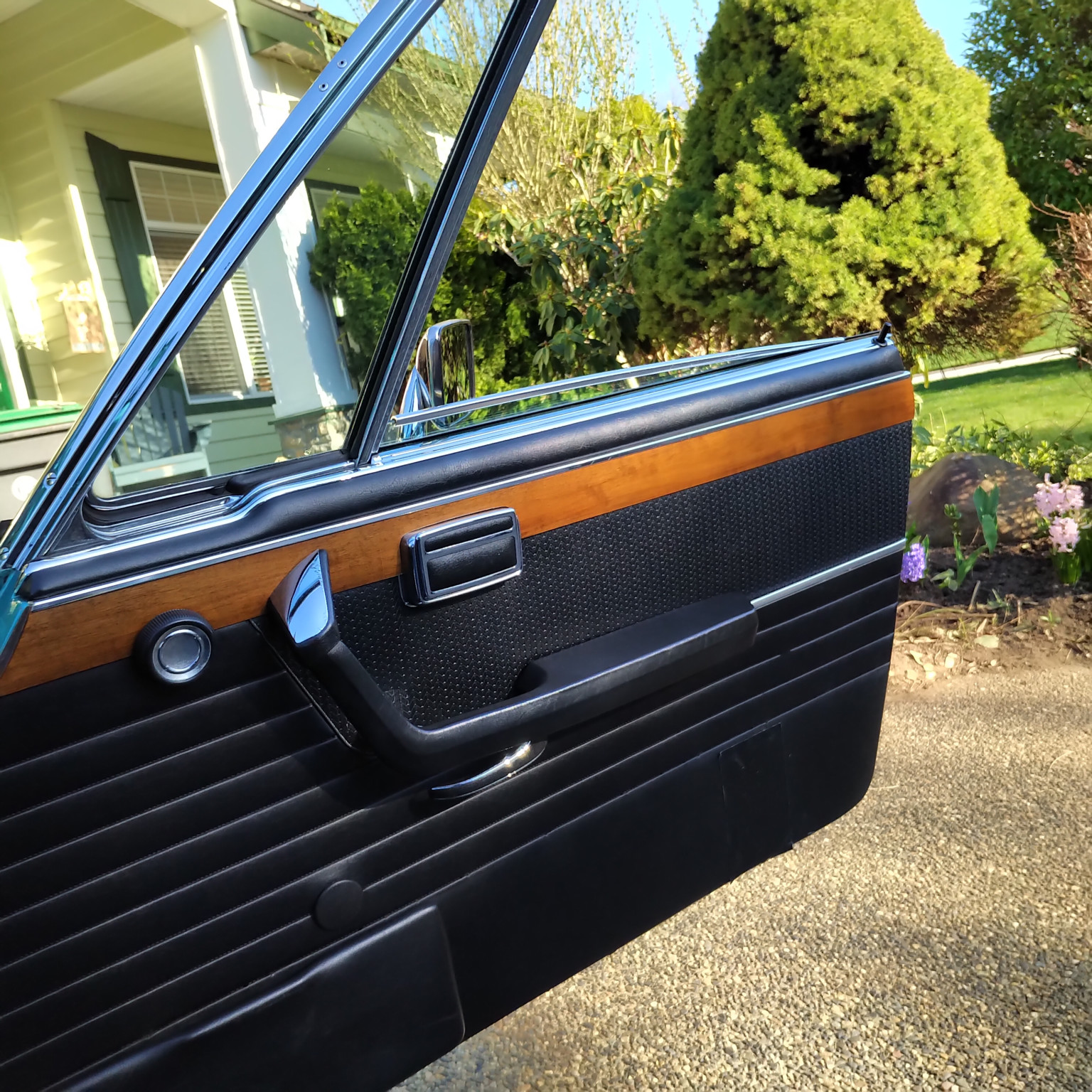 bmw 30cs turkis bat 35 Award-Winning 1973 BMW 3.0CS Is Pure Eye Candy, But Watch Out For Your Wallet