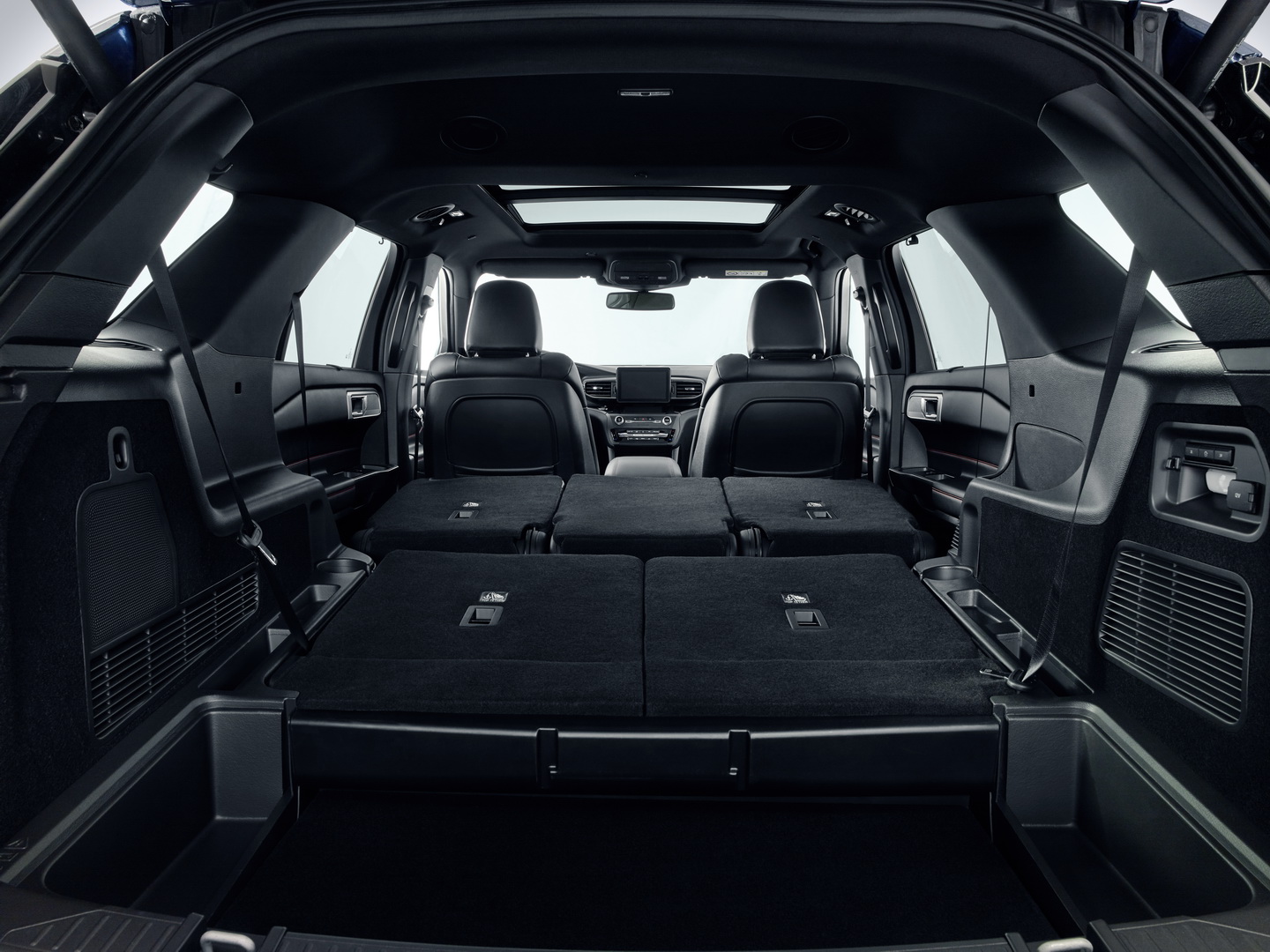 2020 ford explorer phev europe 12 Make Way, New 444hp Ford Explorer Plug-In Hybrid Is Coming To Europe