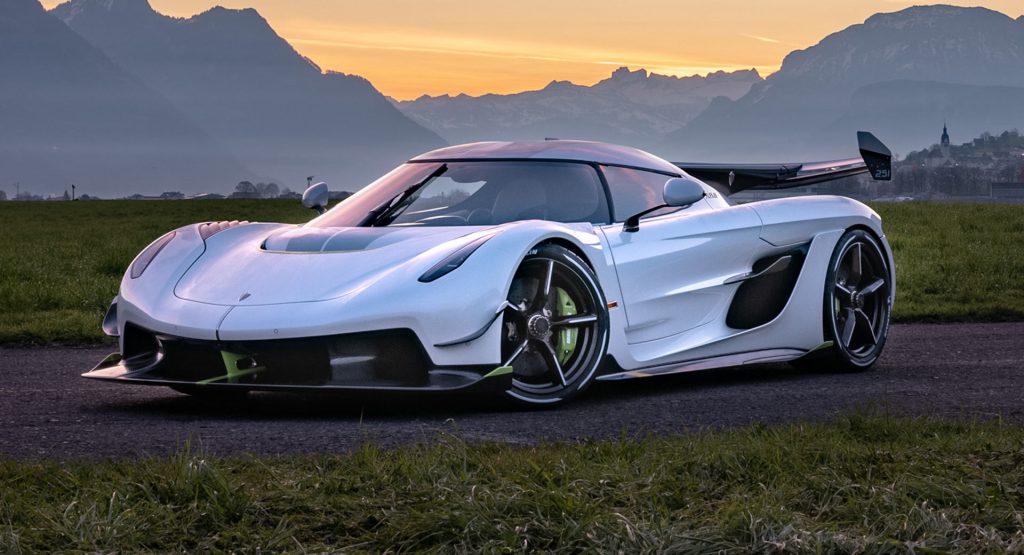 Koenigsegg Jesko Looks Like A Spaceship Posing In Switzerland