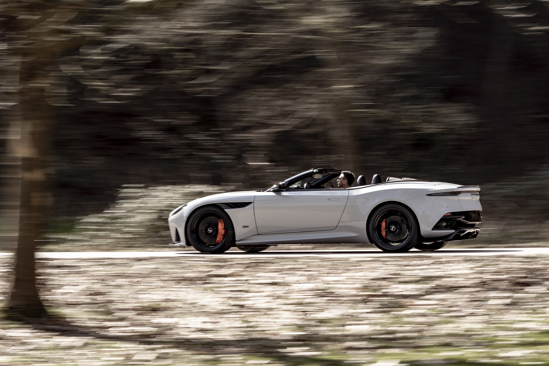 Aston Martin DBS Superleggera Volante-5 Aston Martin DBS Superleggera Volante Is The Brand’s Fastest Convertible Ever