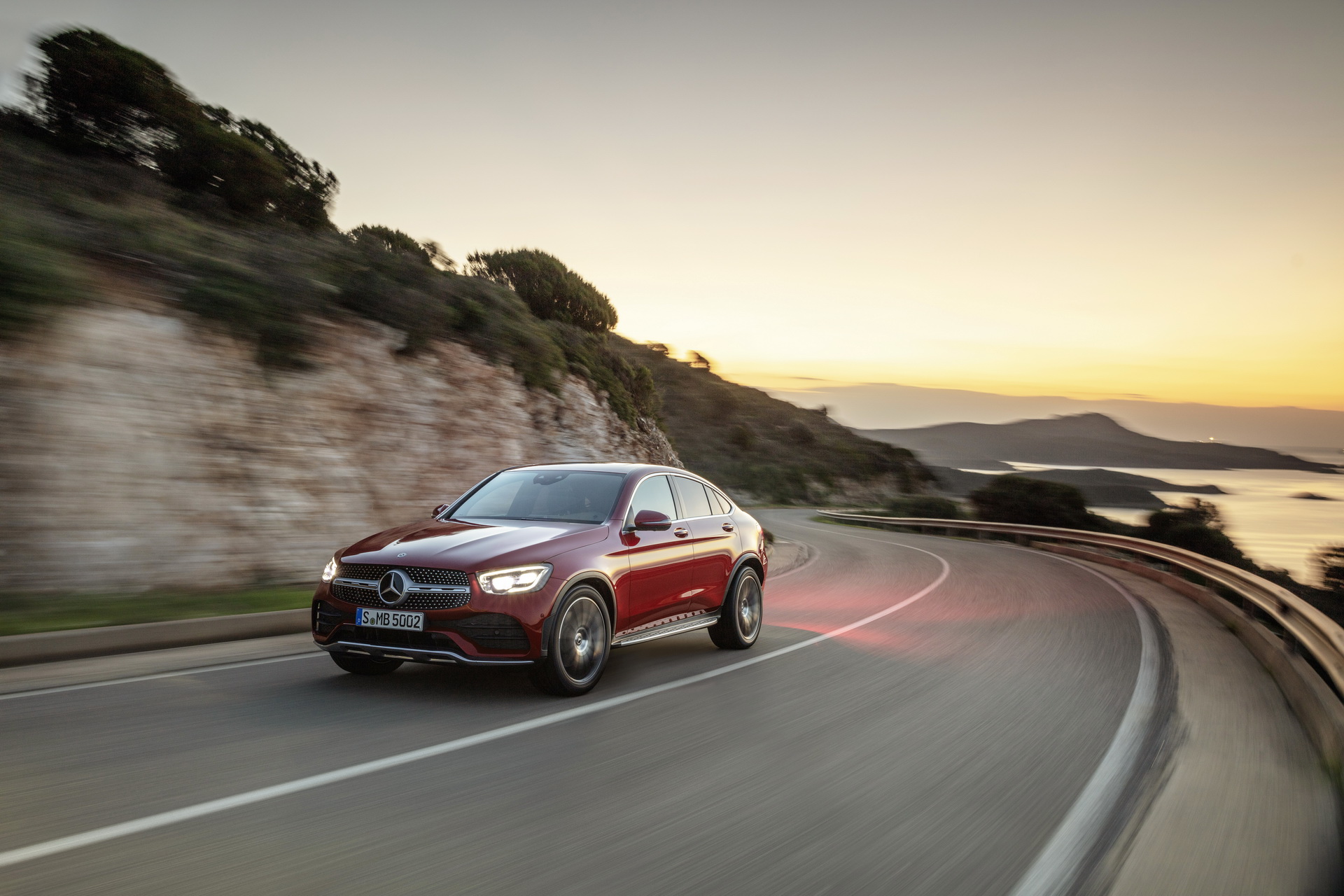 2019-Mercedes-GLC-GLC-COUPE-15 2019 Mercedes GLC And GLC Coupe Now Available To Order In Europe