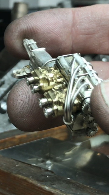 ford escort mk2 scale model gold silver diamonds 40 Dream All You Want, You Just Can’t Afford This Ford Escort RS Scale Model